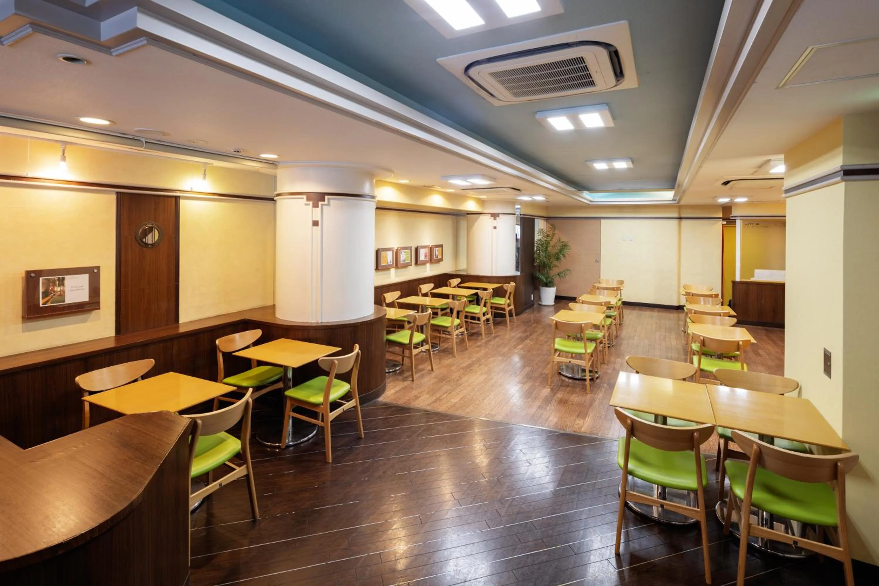 Restaurant/places to eat in the b suidobashi