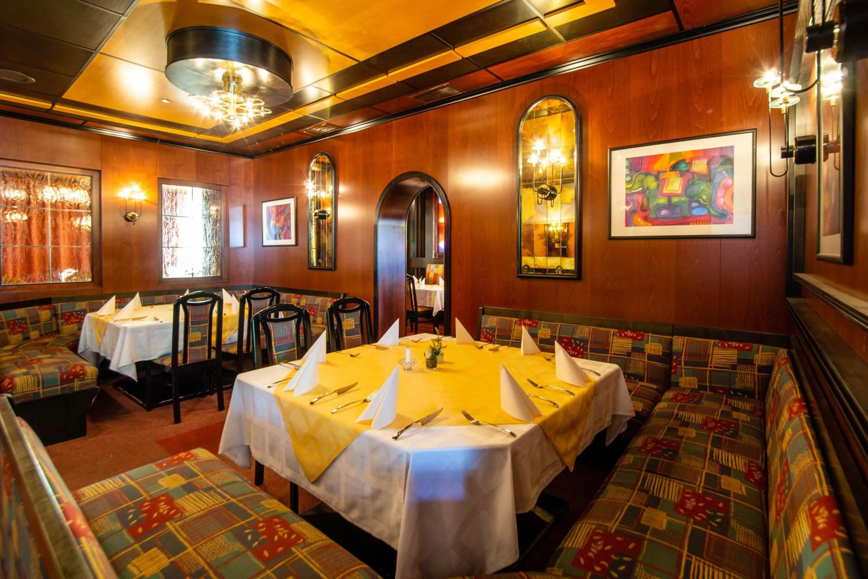 Restaurant/places to eat in Hotel Gasthof zur Heinzebank