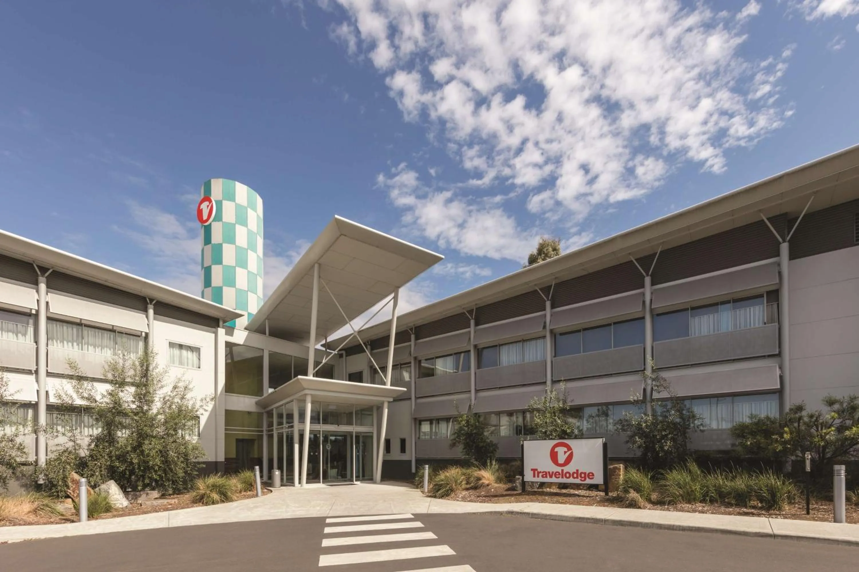 Property building in Travelodge Hotel Hobart Airport