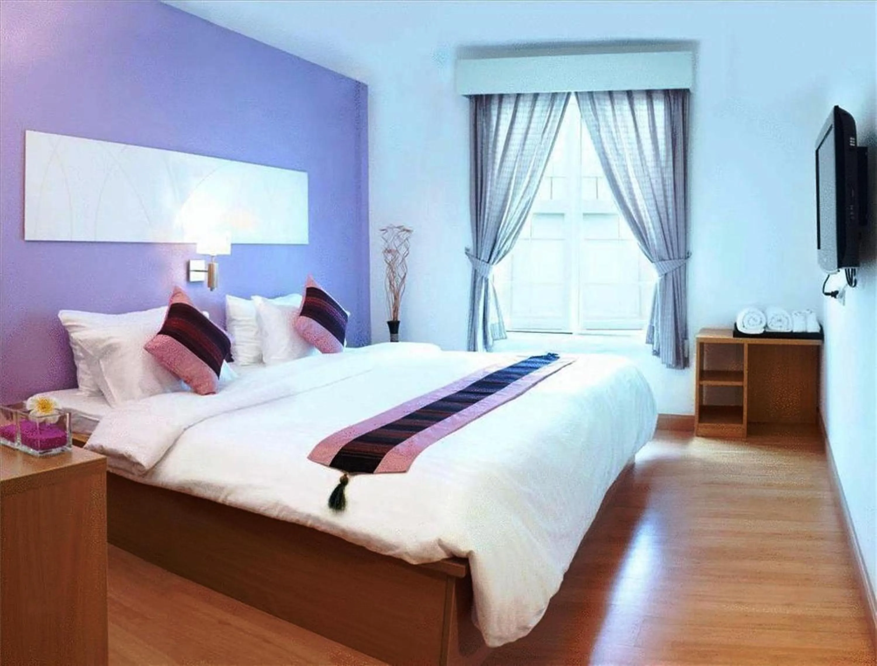 Photo of the whole room, Bed in Nantra de Comfort