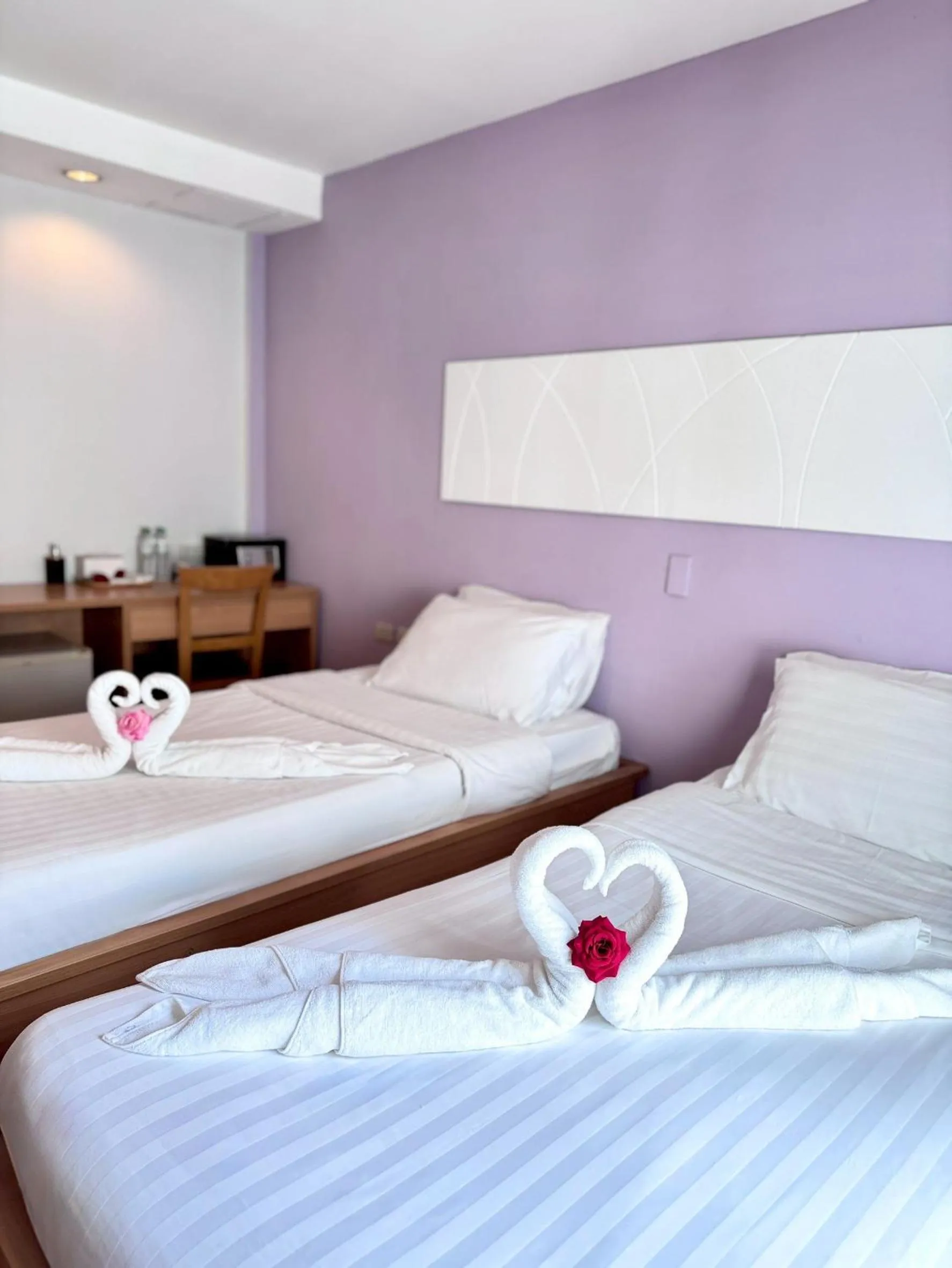 Bedroom, Bed in Nantra de Comfort