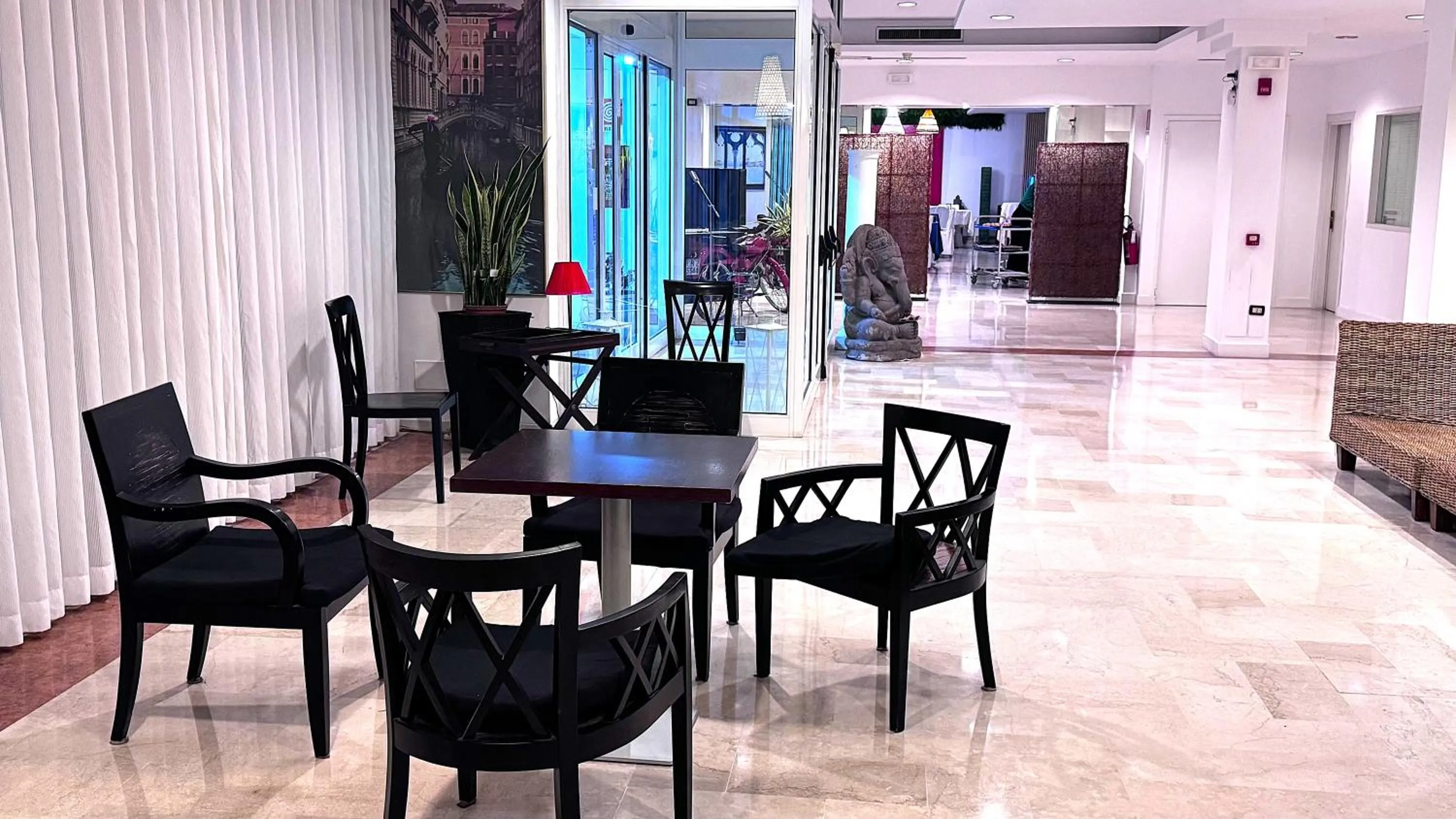 Venice Hotel con Colonnine Elettriche