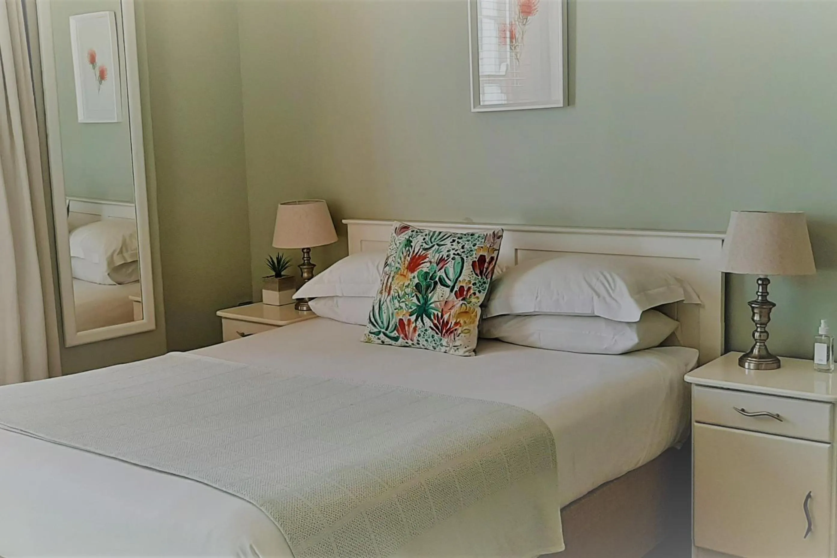 Bedroom, Bed in The Greenhouse Guesthouse