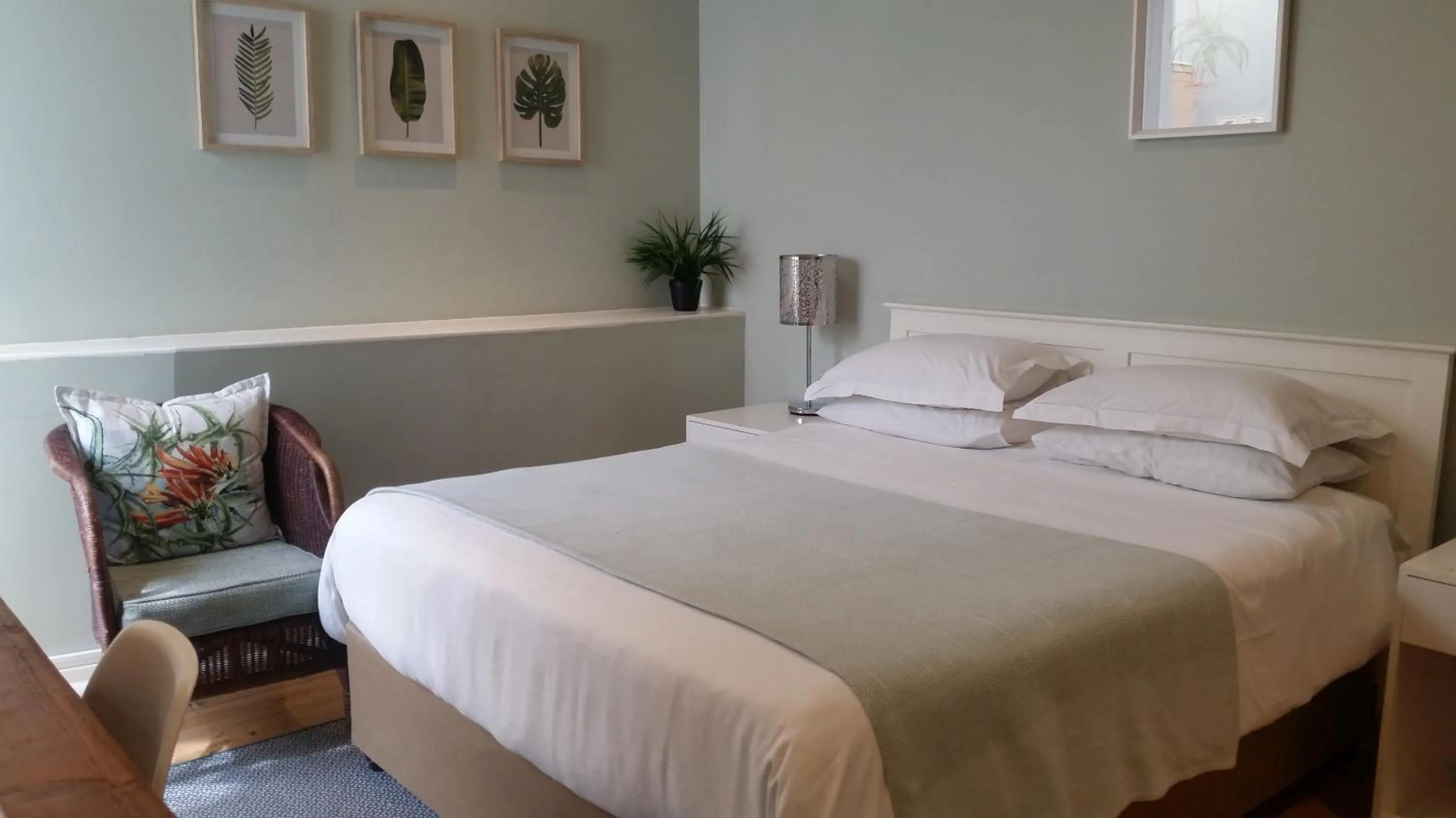 Bedroom, Bed in The Greenhouse Guesthouse