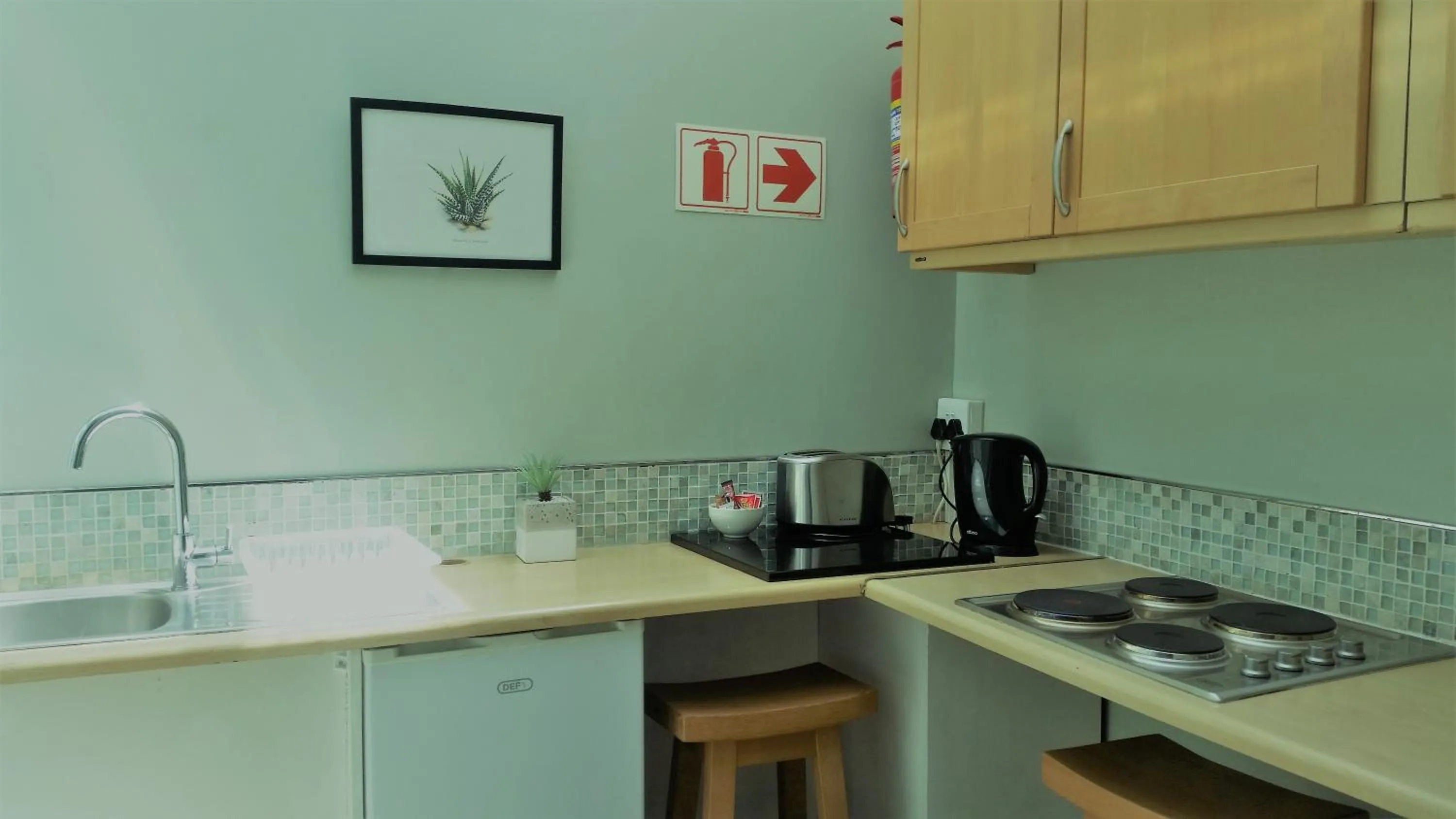 Kitchen or kitchenette in The Greenhouse Guesthouse