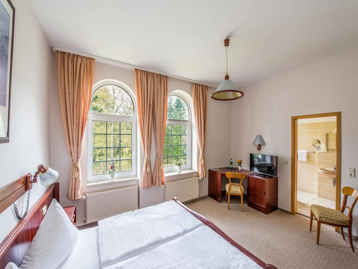 Standard Double Room - single occupancy in Hotel & Restaurant Raueneck