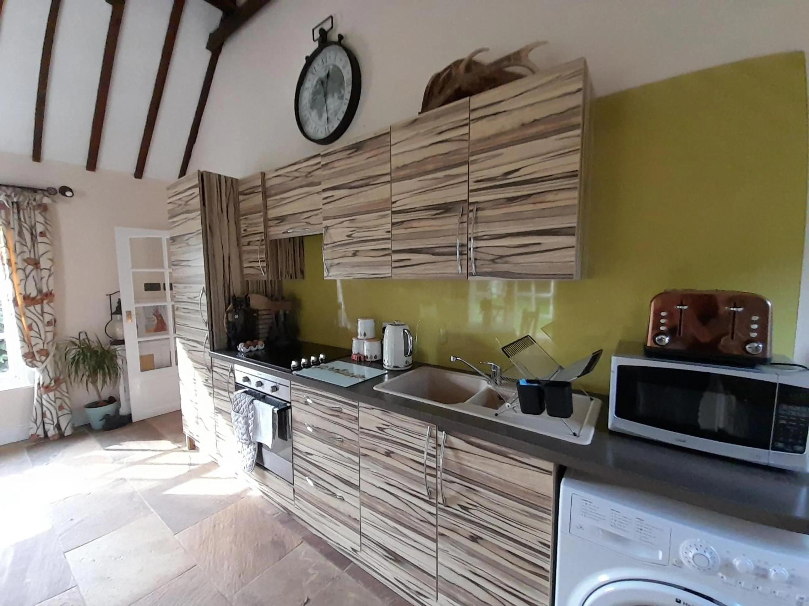 Dining area in Clumber Lane End Farm
