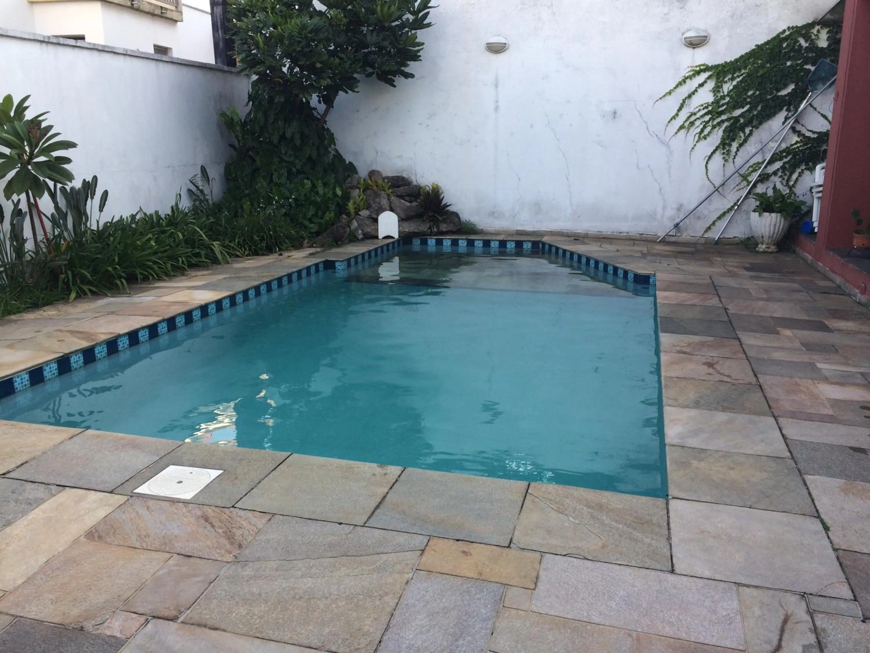 Pool view in Comodita