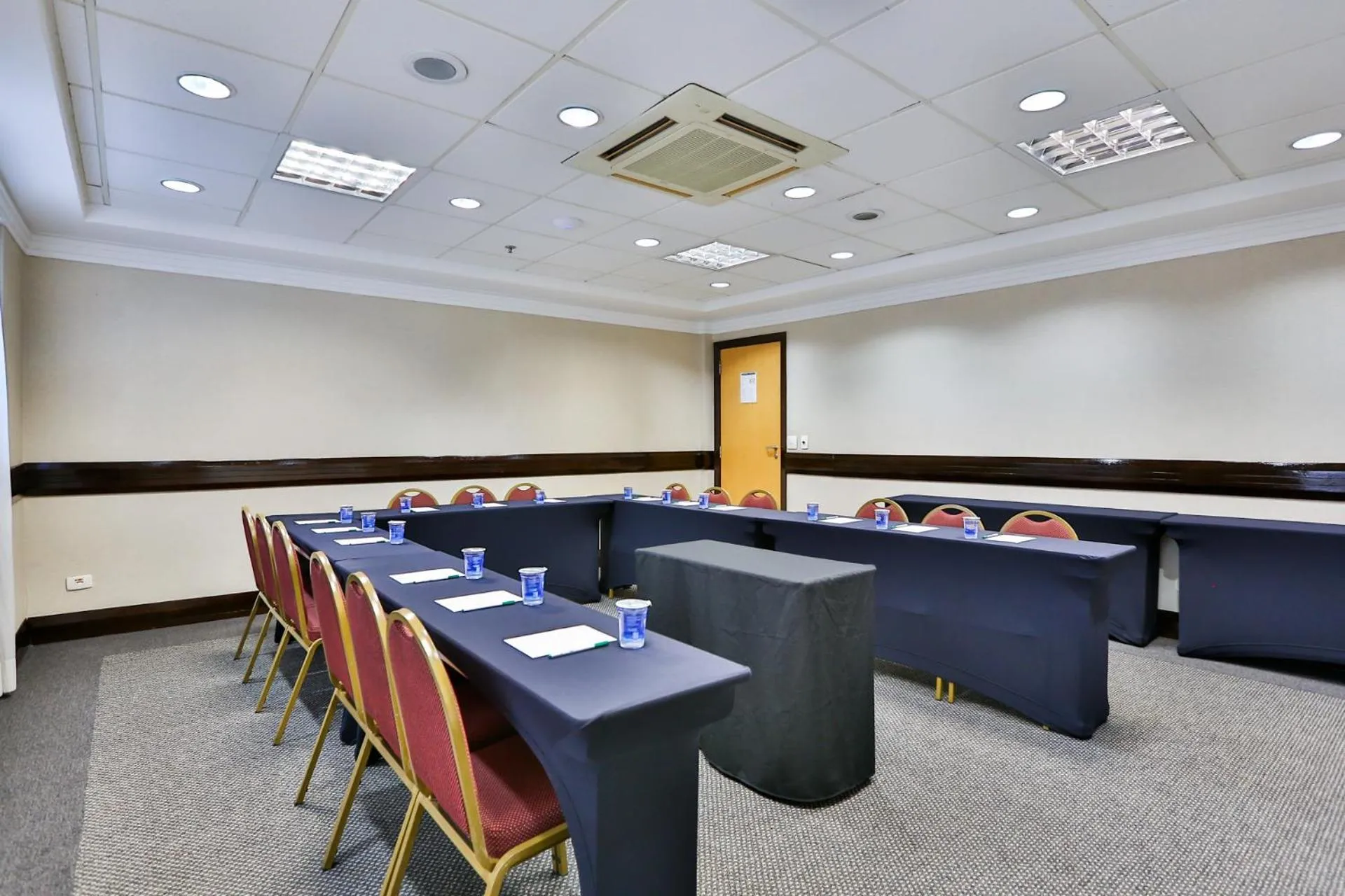 Business facilities in eSuites Sorocaba by Atlantica