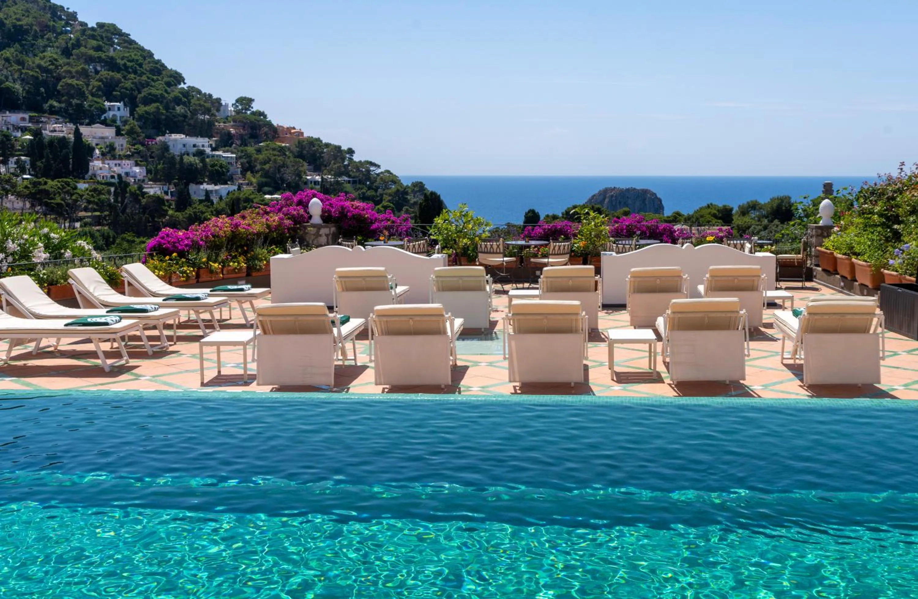 Pool view in Sina Flora