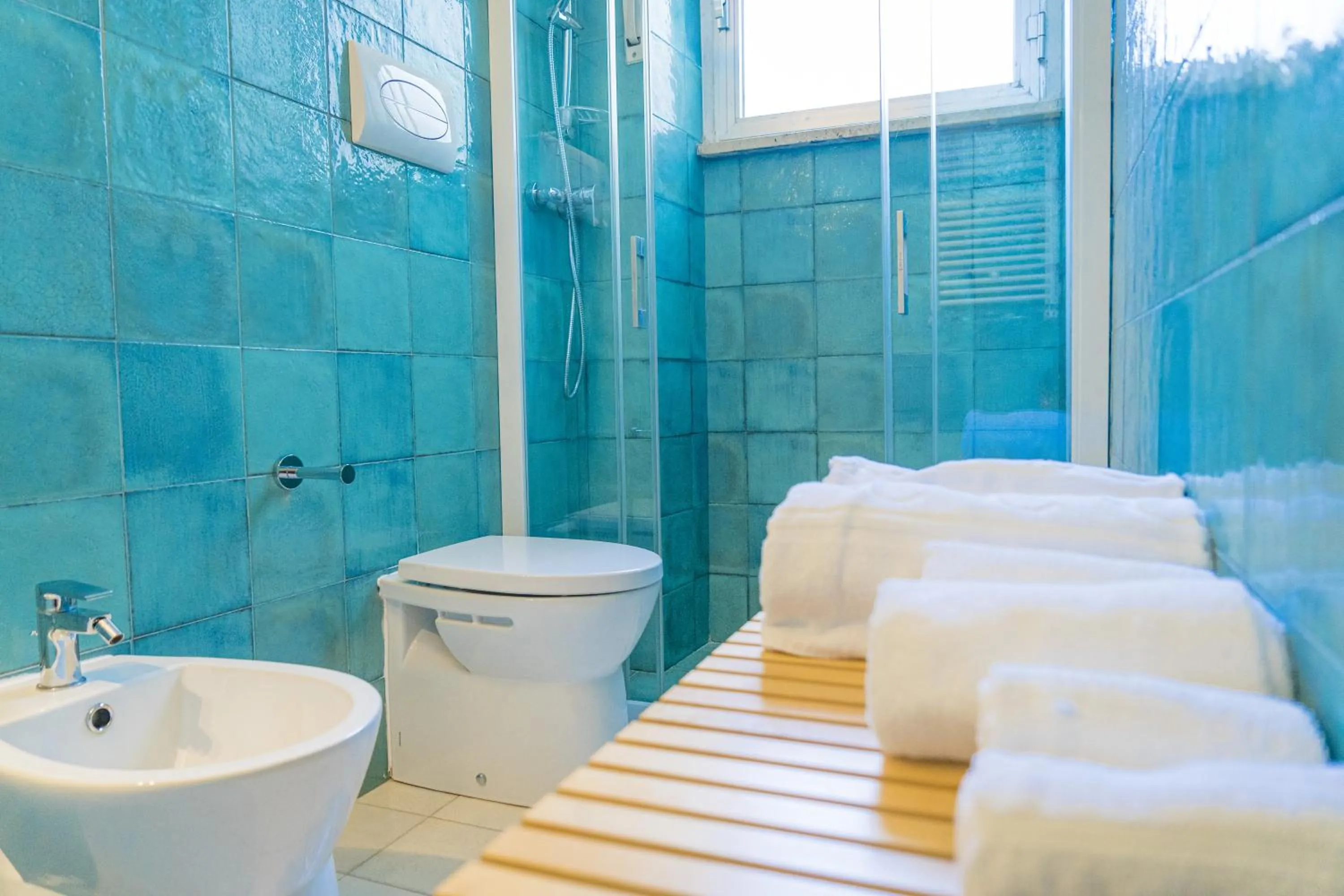 Shower in Hotel Orsa Maggiore