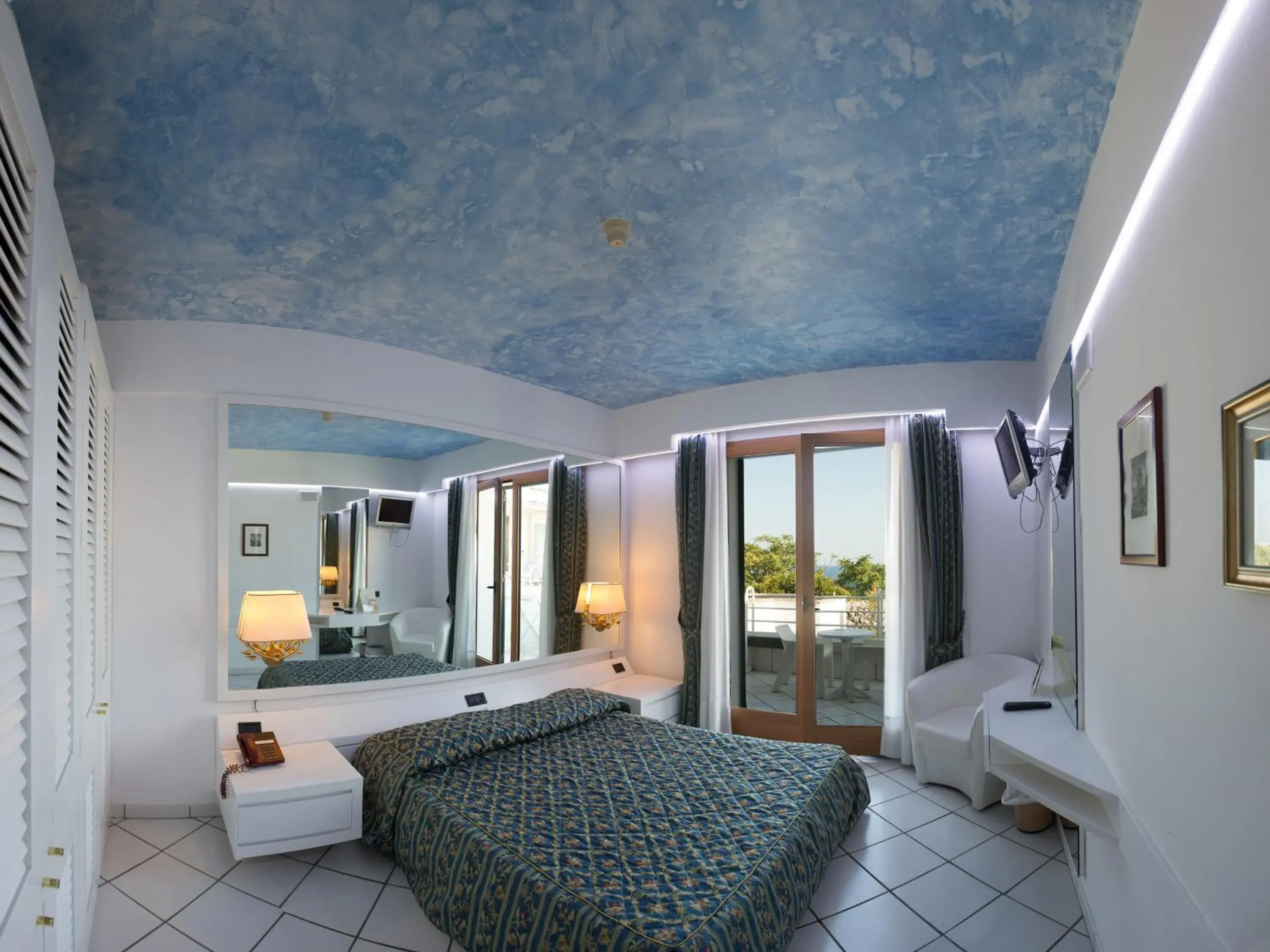 Double Room - single occupancy in Hotel Ristorante Panoramico Double Room - single occupancy in Hotel Ristorante Panoramico