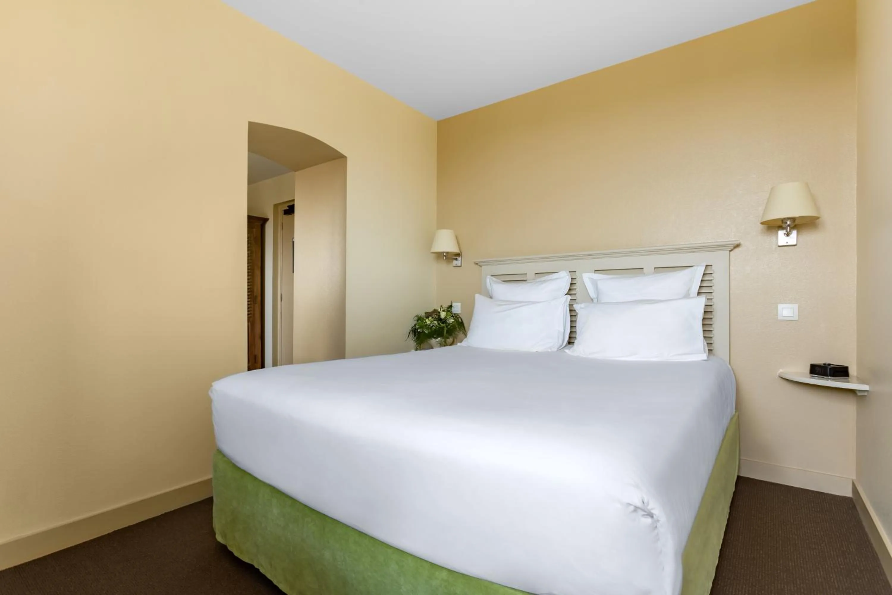 Bedroom, Bed in Le Grand Large, Belle-Ile-En-Mer