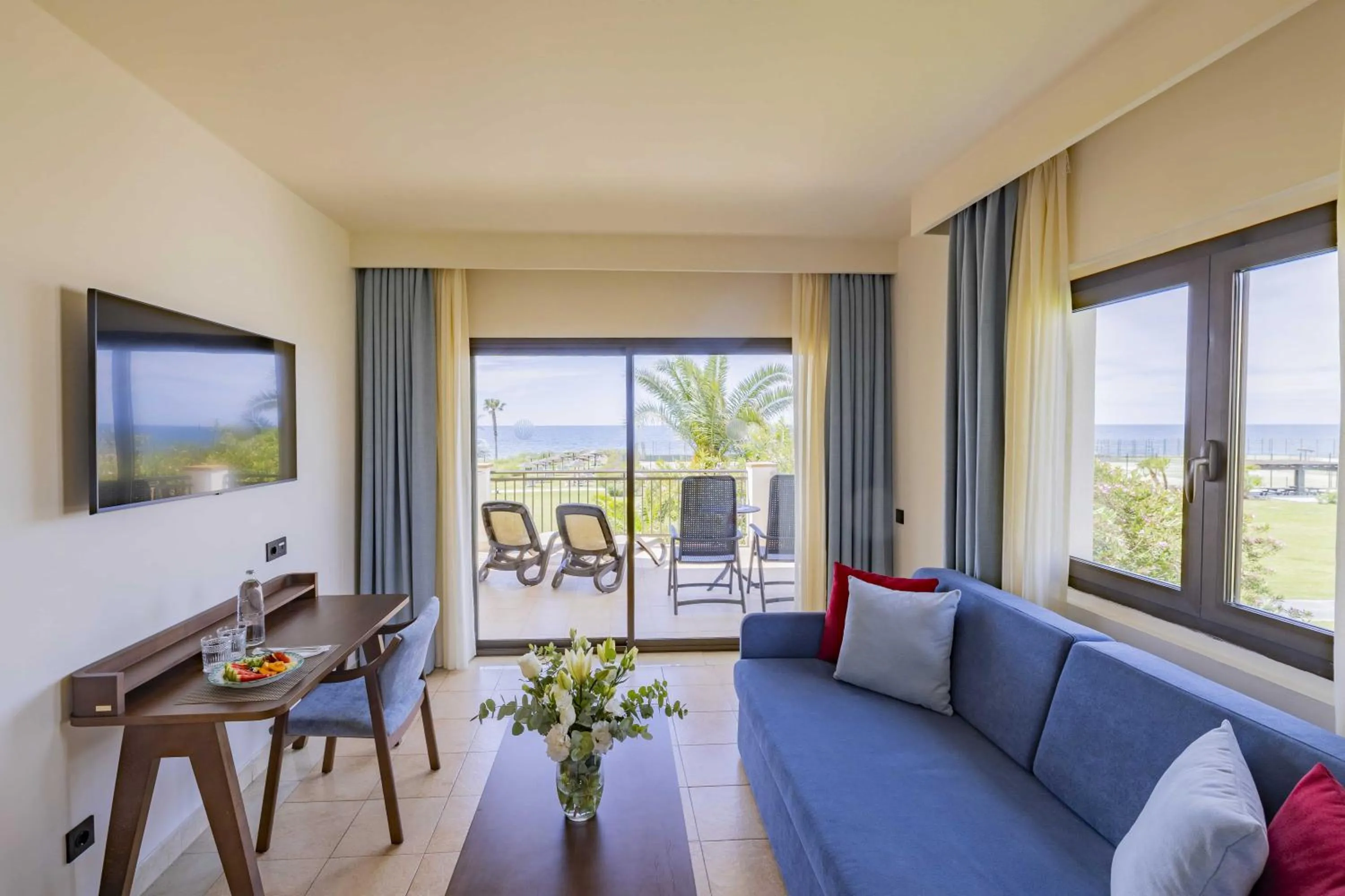 Living room in Impressive Playa Granada Golf