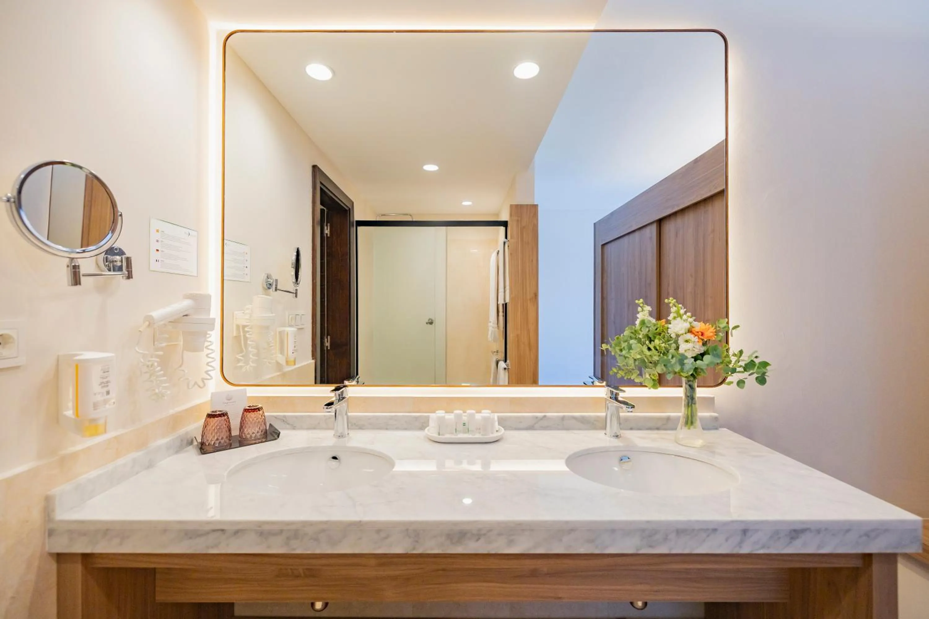 Bathroom in Impressive Playa Granada Golf