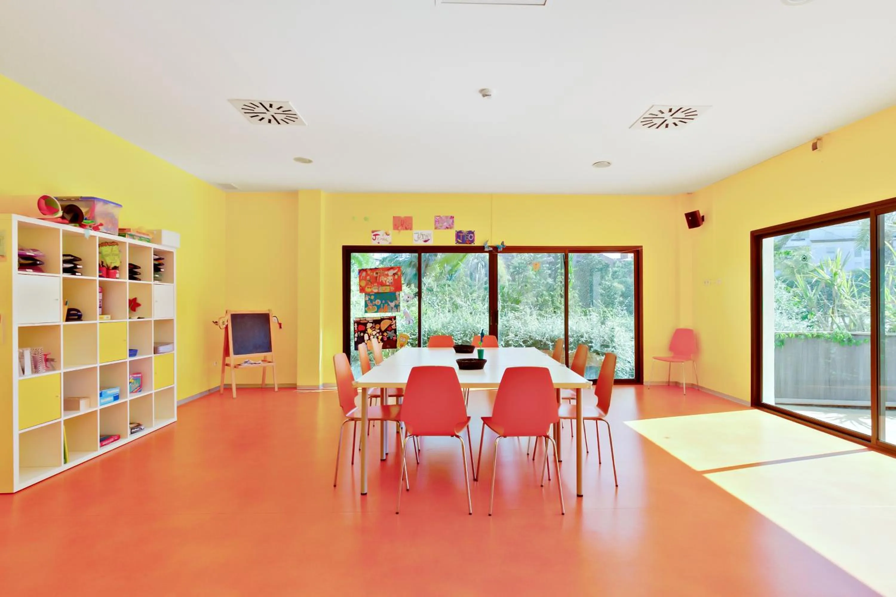 Game Room in Impressive Playa Granada Golf