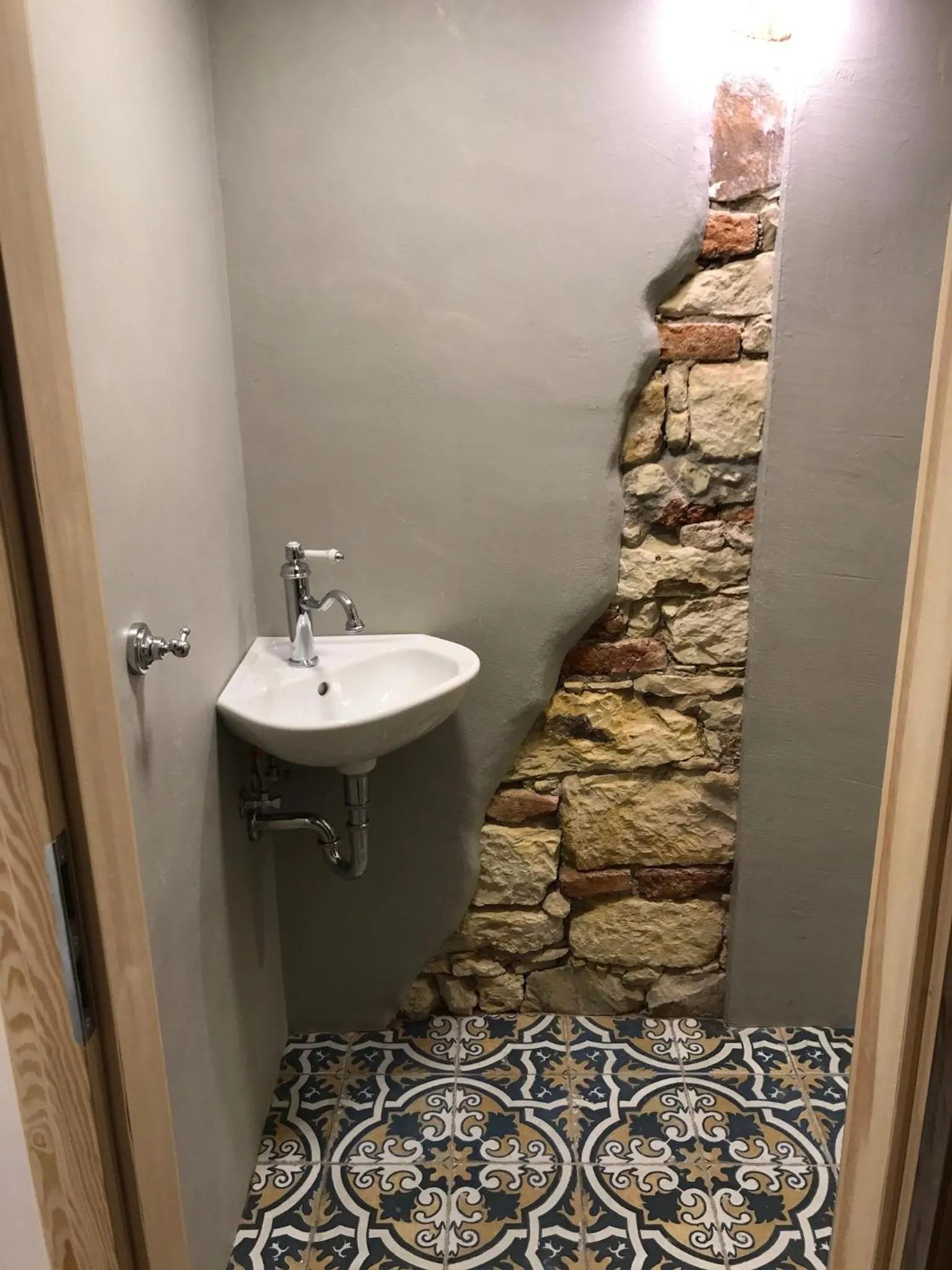 Toilet in Pinkova Apartments