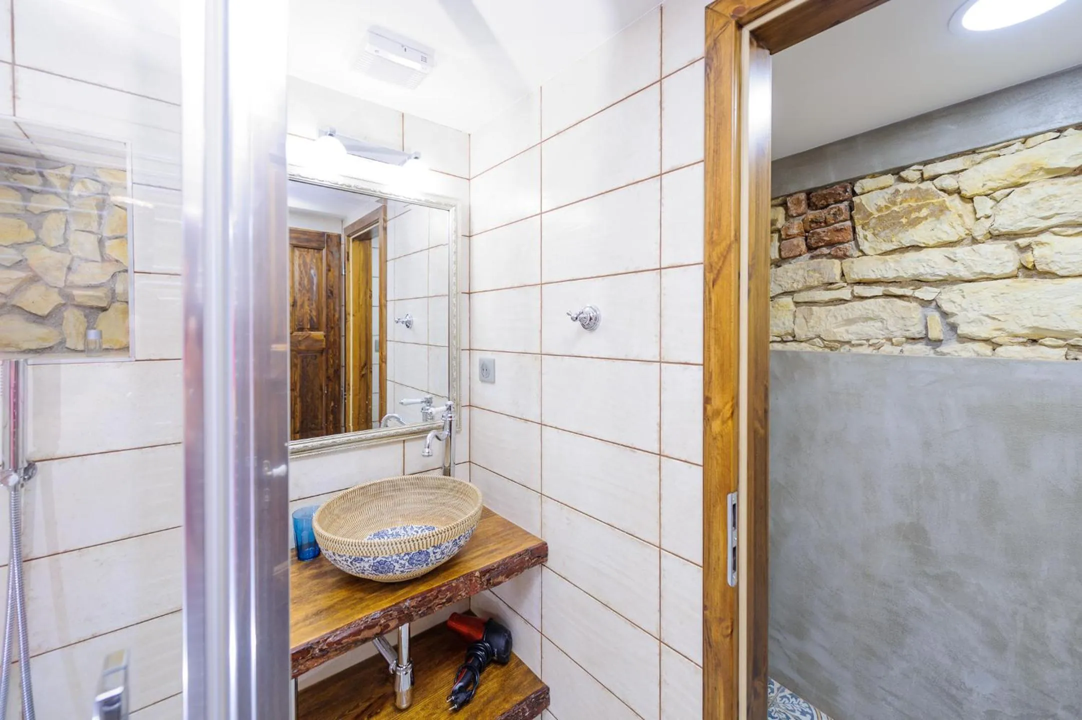 Bathroom in Pinkova Apartments