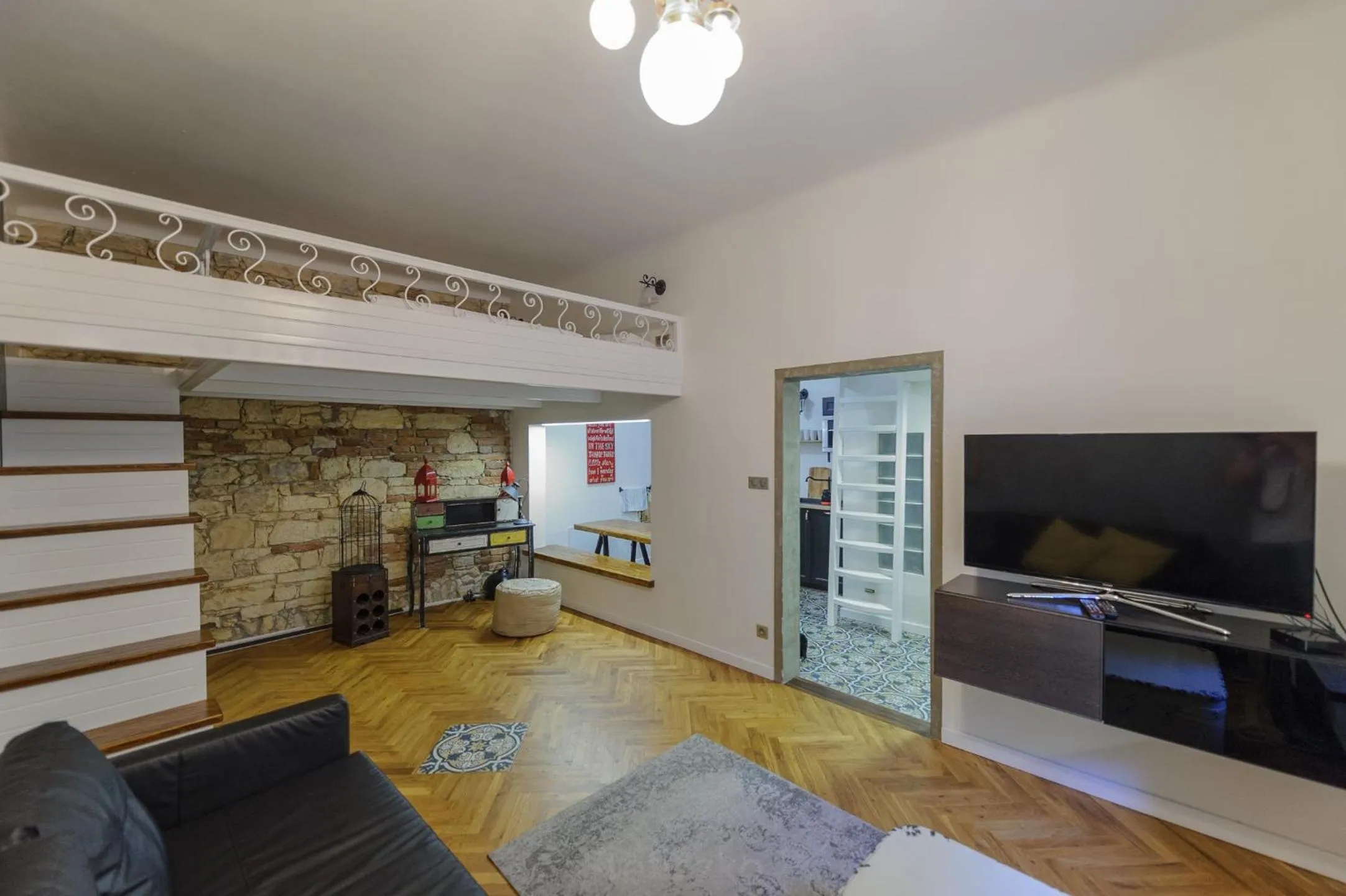 TV and multimedia in Pinkova Apartments
