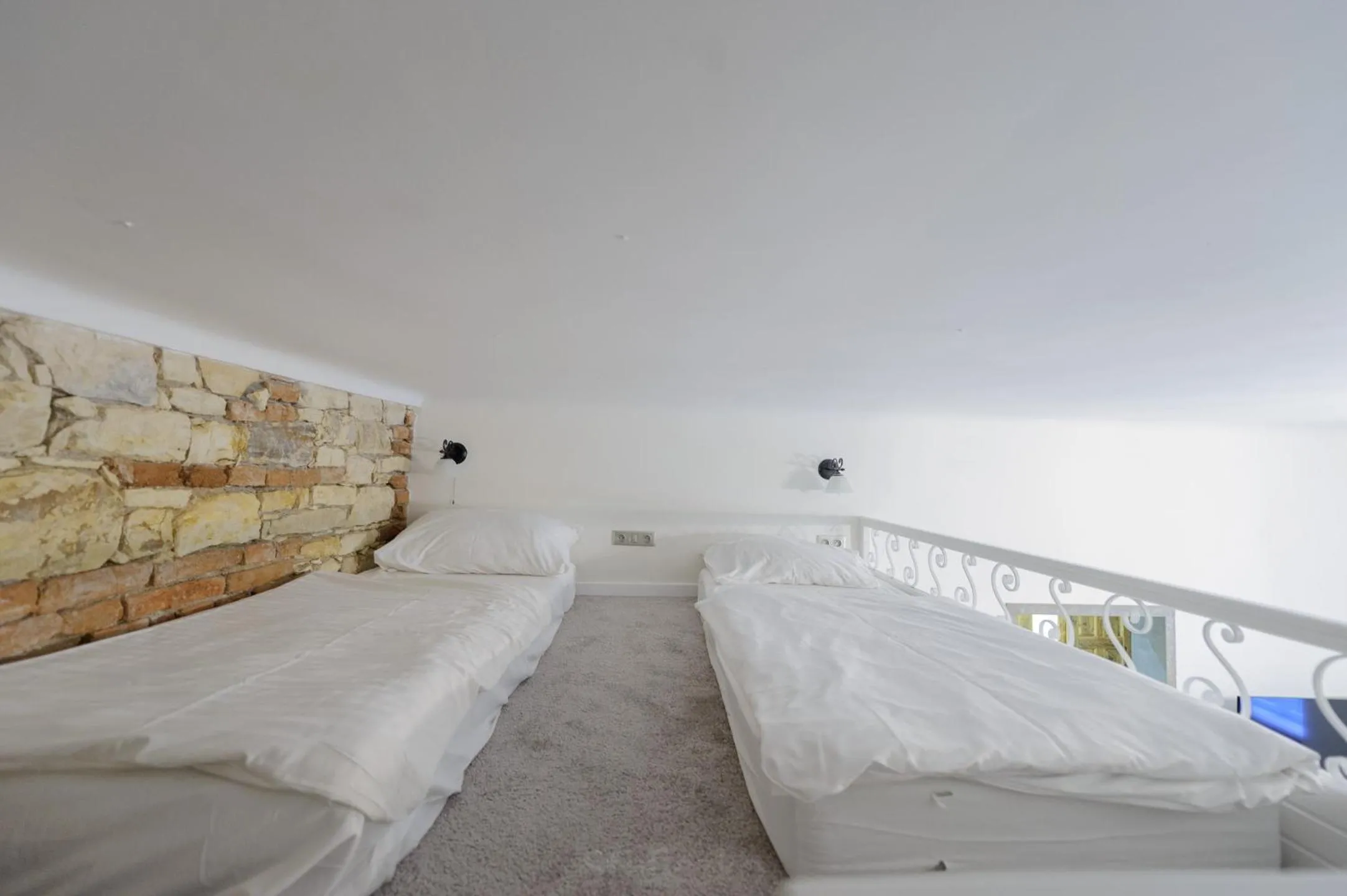 bunk bed, Bed in Pinkova Apartments
