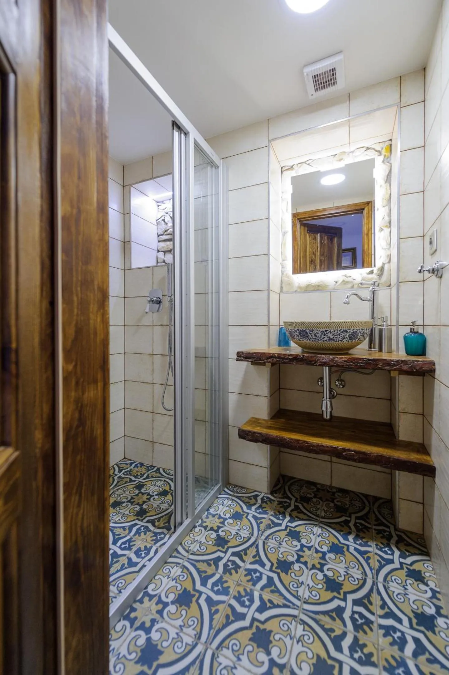 Bathroom in Pinkova Apartments