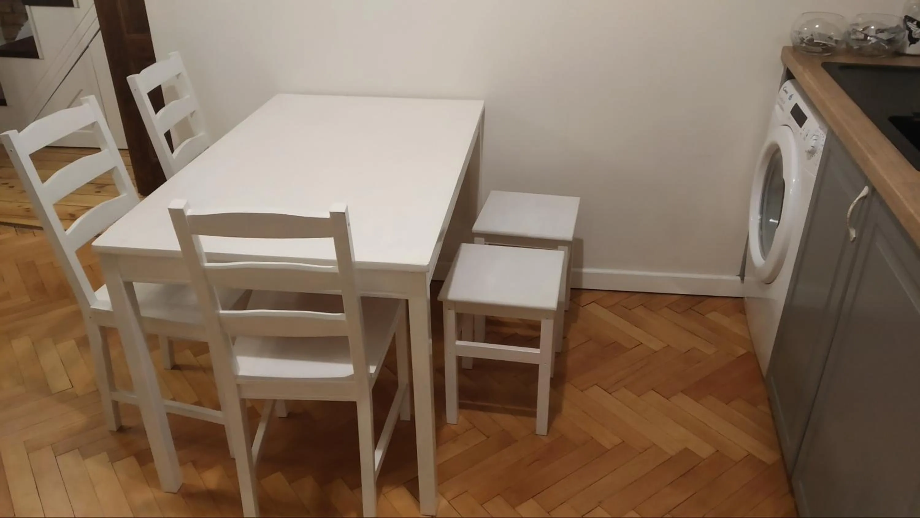 Dining area in Pinkova Apartments