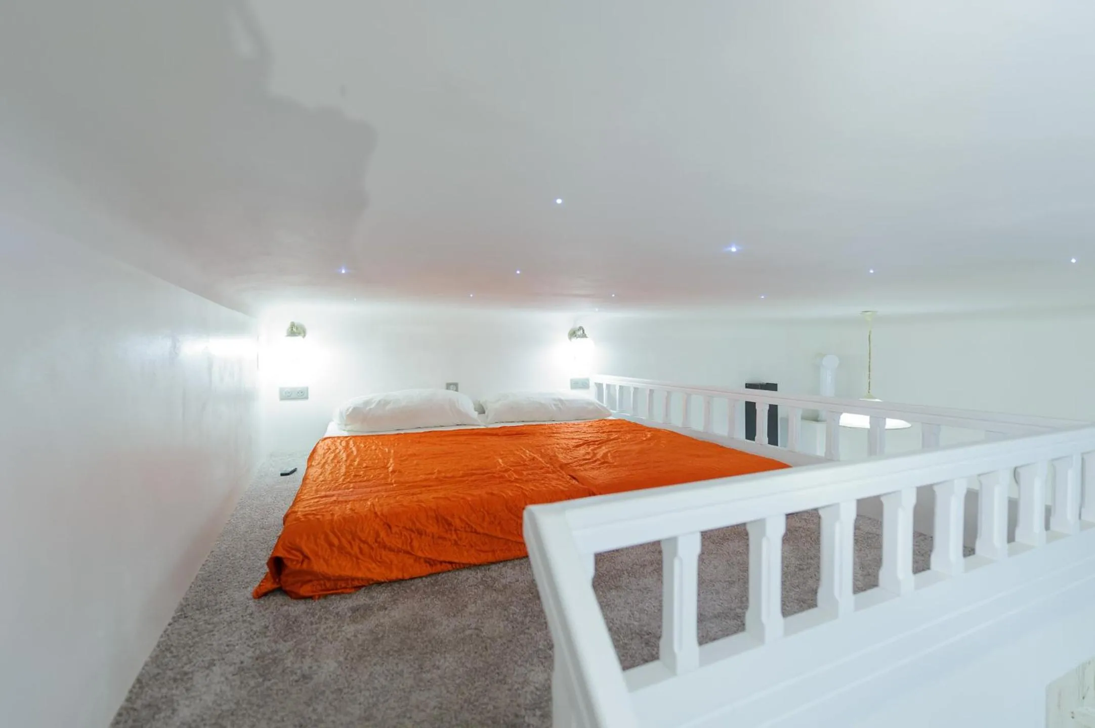bunk bed, Bed in Pinkova Apartments