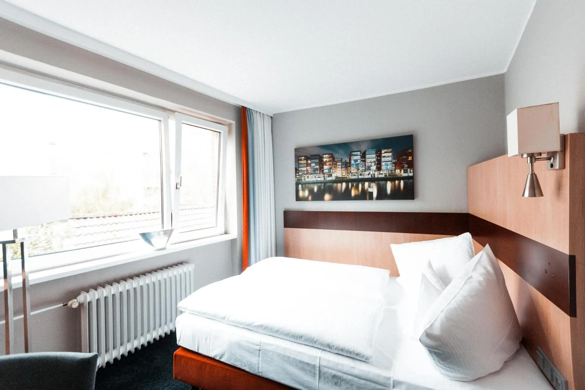 Bed in Hotel am Rothenbaum