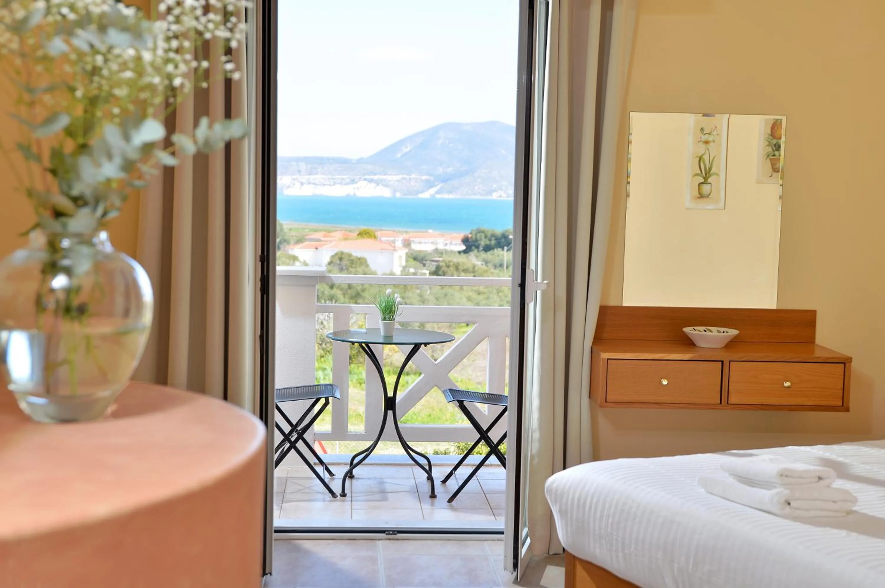 Balcony/Terrace, Bed in Villa Reverenza