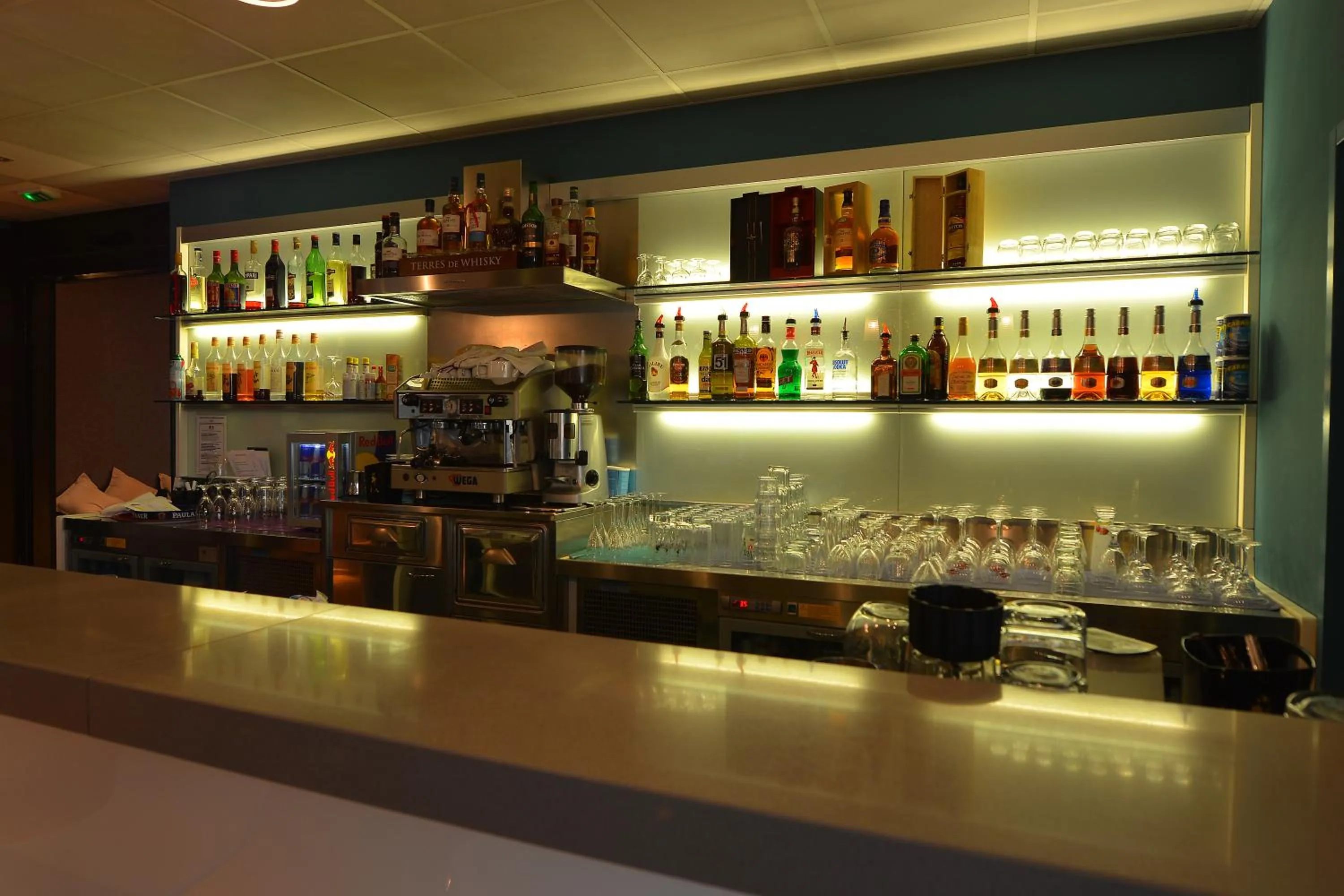 Lounge or bar in Résidence Les Calanques