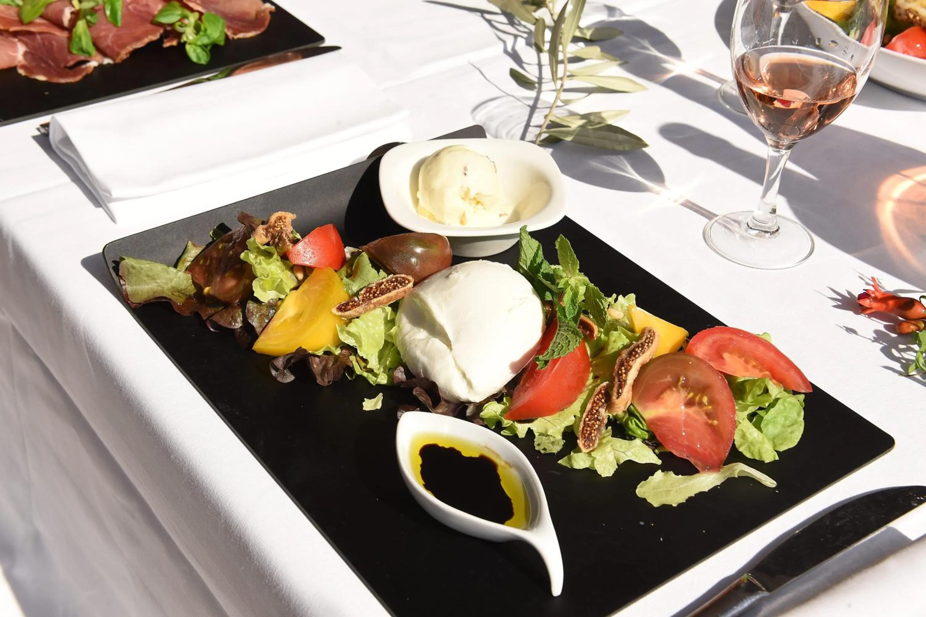 Meals in Résidence Les Calanques