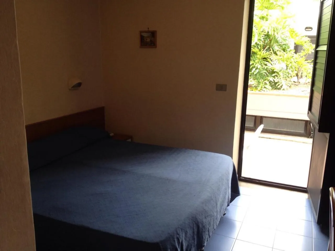 Day, Bed in Hotel B&B Marina