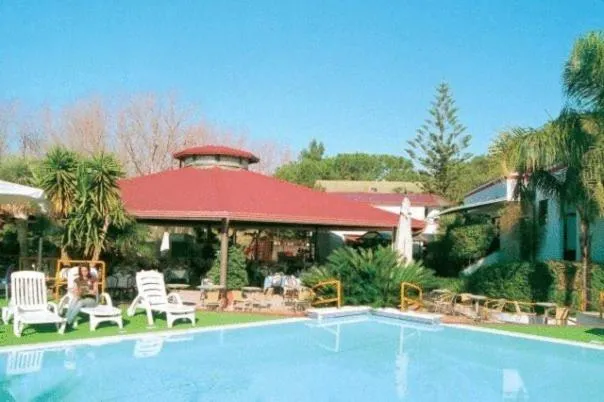 Pool view, Swimming Pool in Hotel B&B Marina