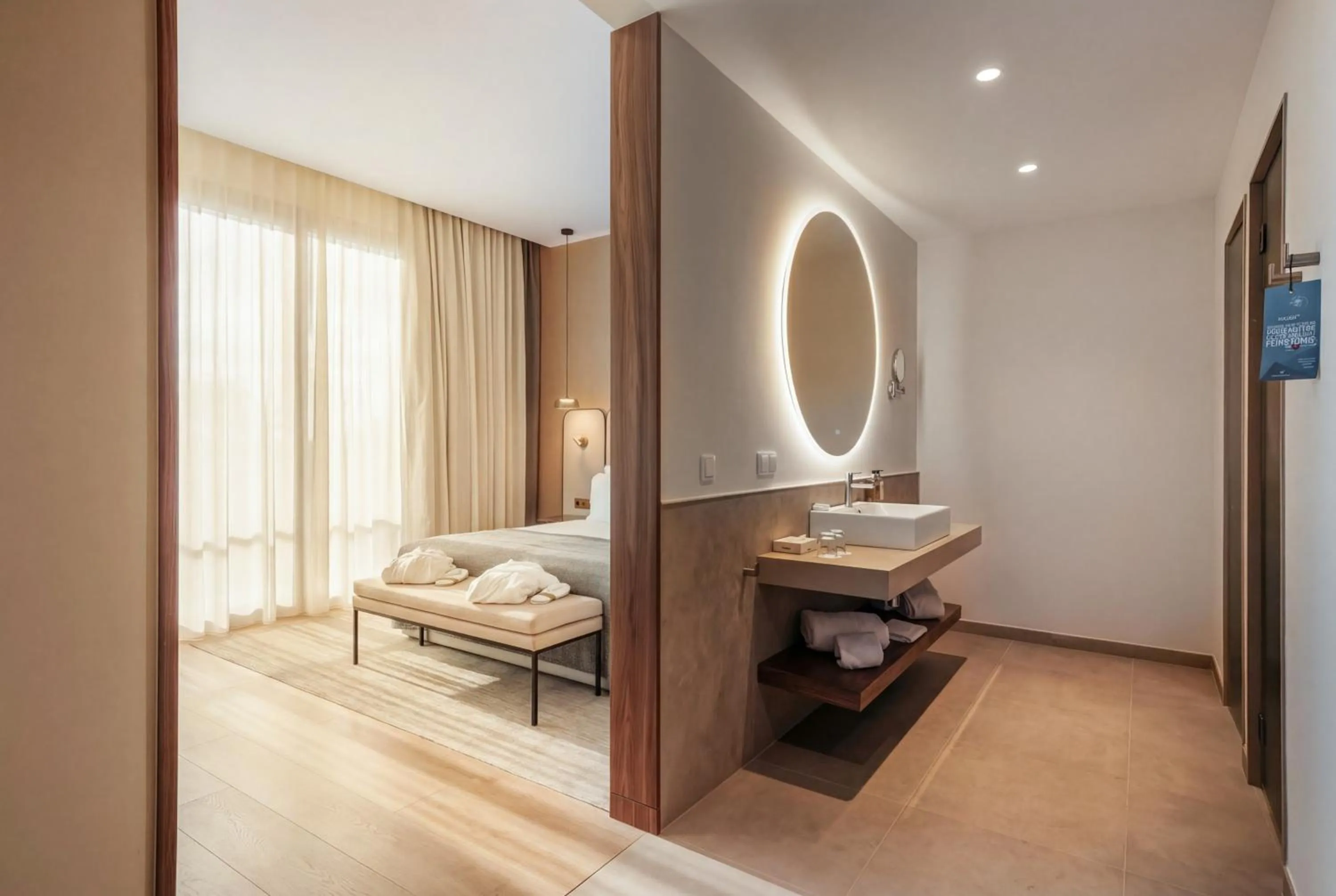 Lake view, Bed in AP Lago Montargil - Conference & SPA