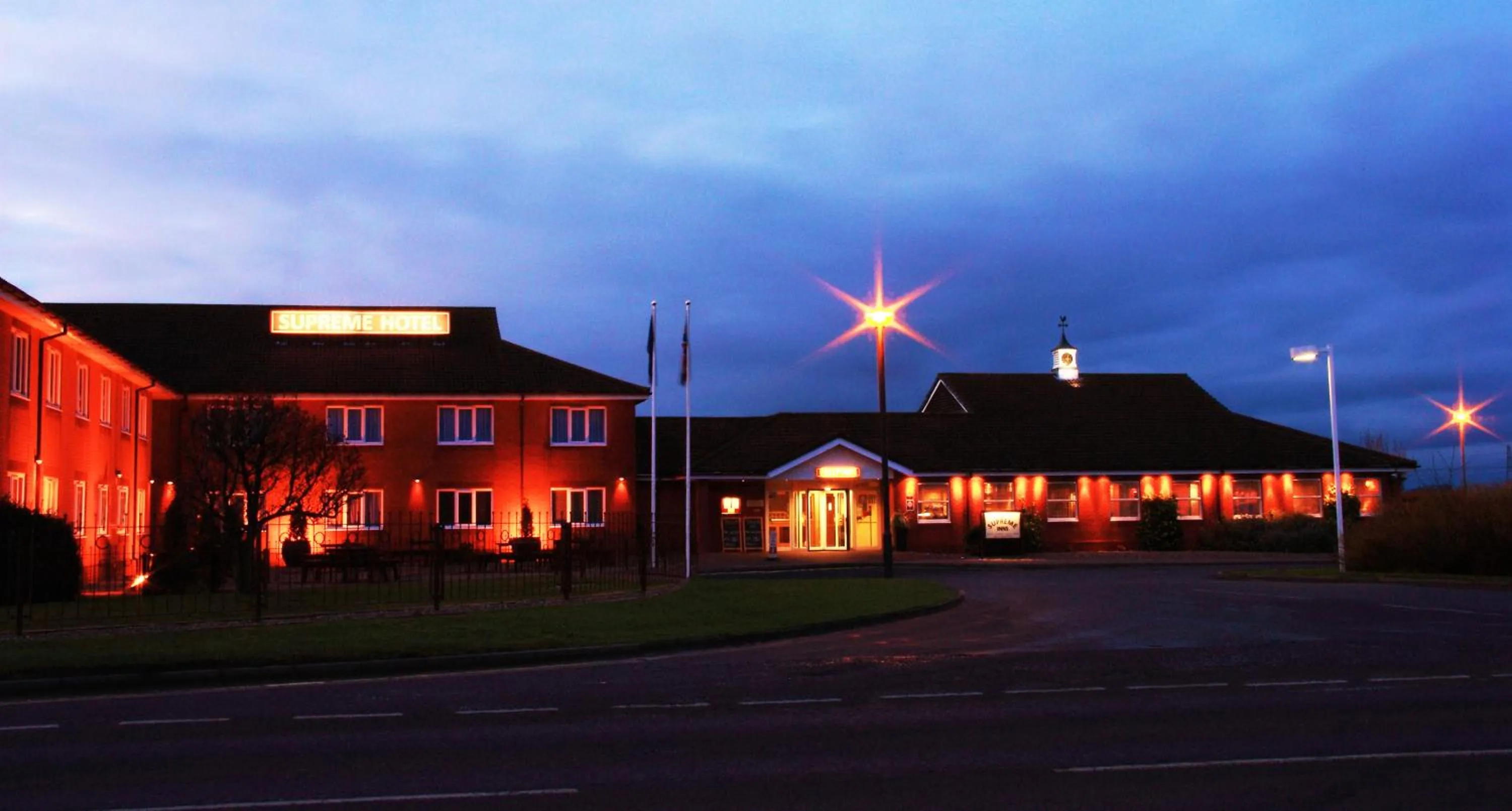 Facade/entrance in Supreme Inn Boston