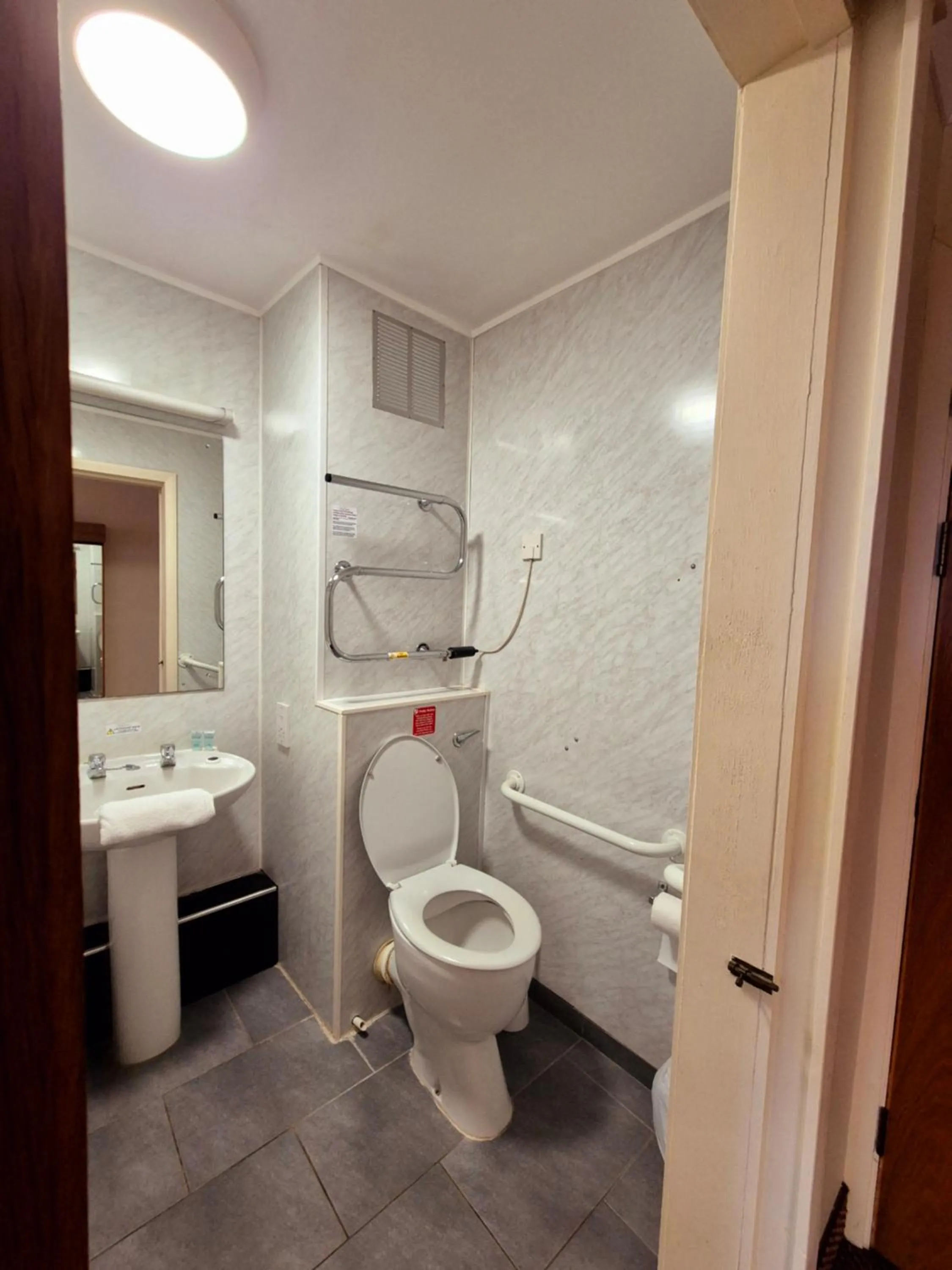 Bathroom in Supreme Inn Boston