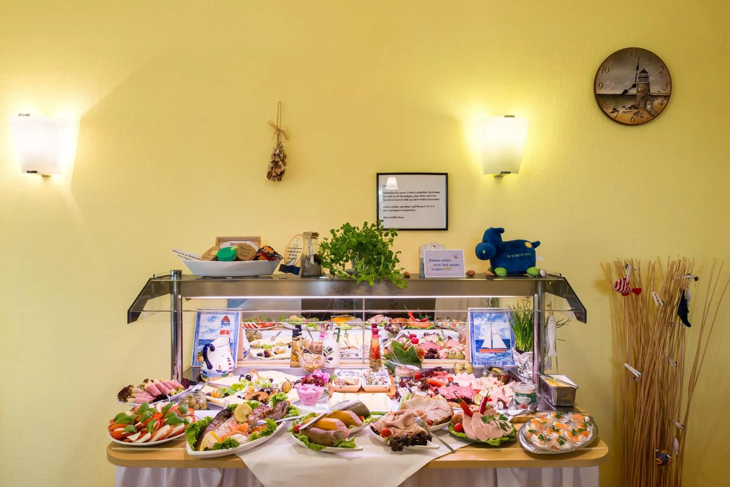 Buffet breakfast in Hotel am Wind