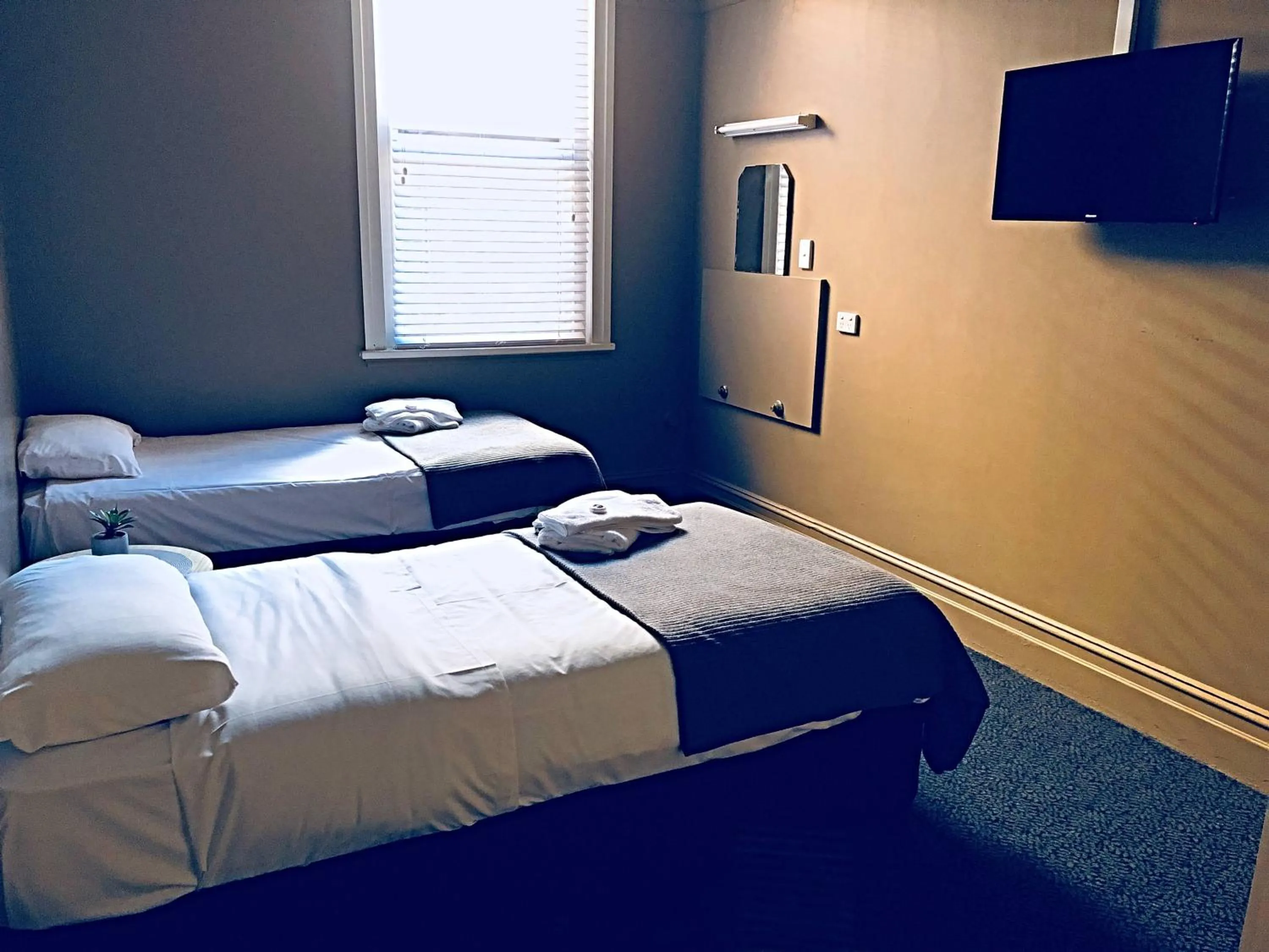 Bed in Swansea Hotel