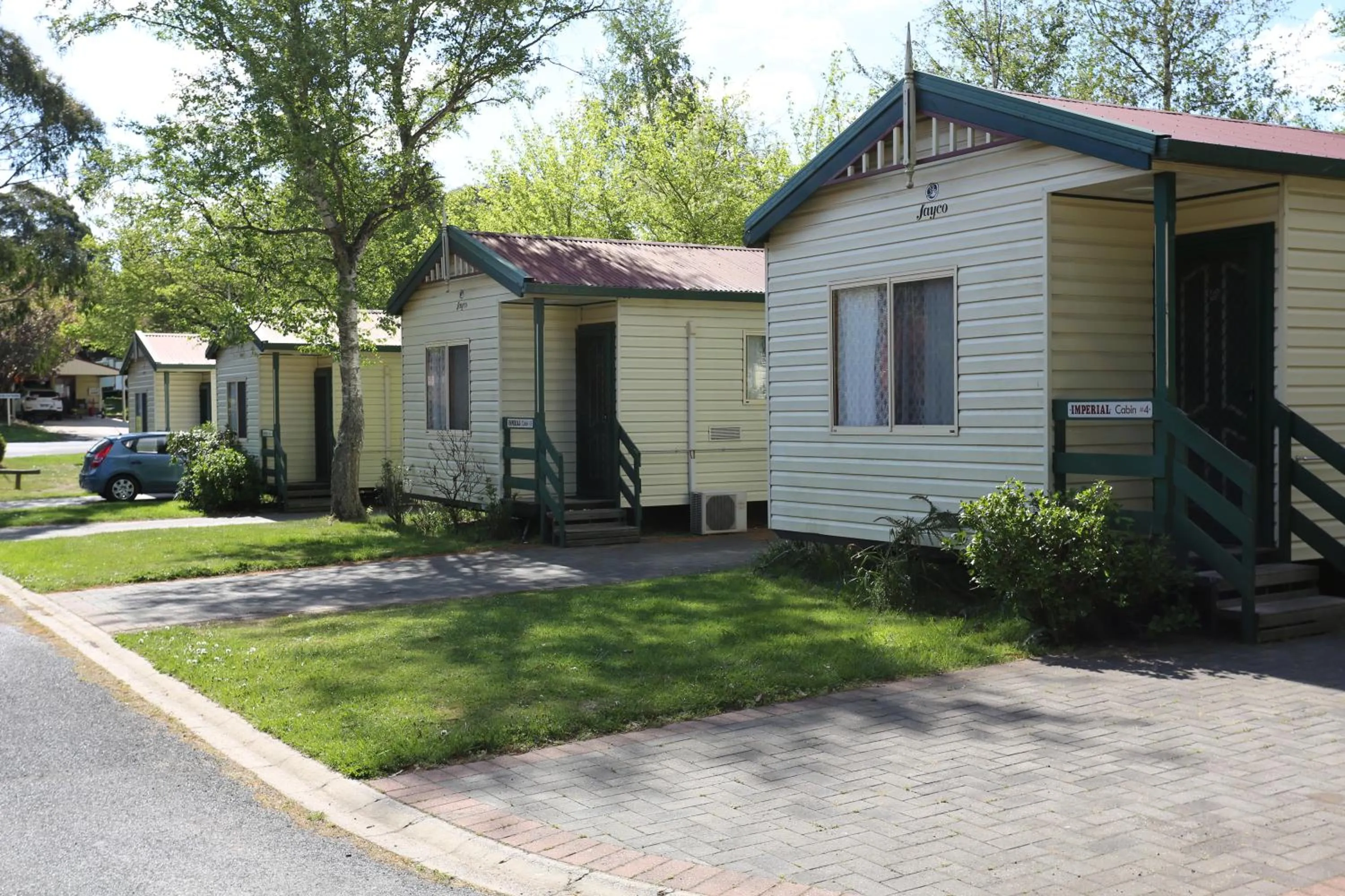 Property building in Jenolan Holiday Park Oberon