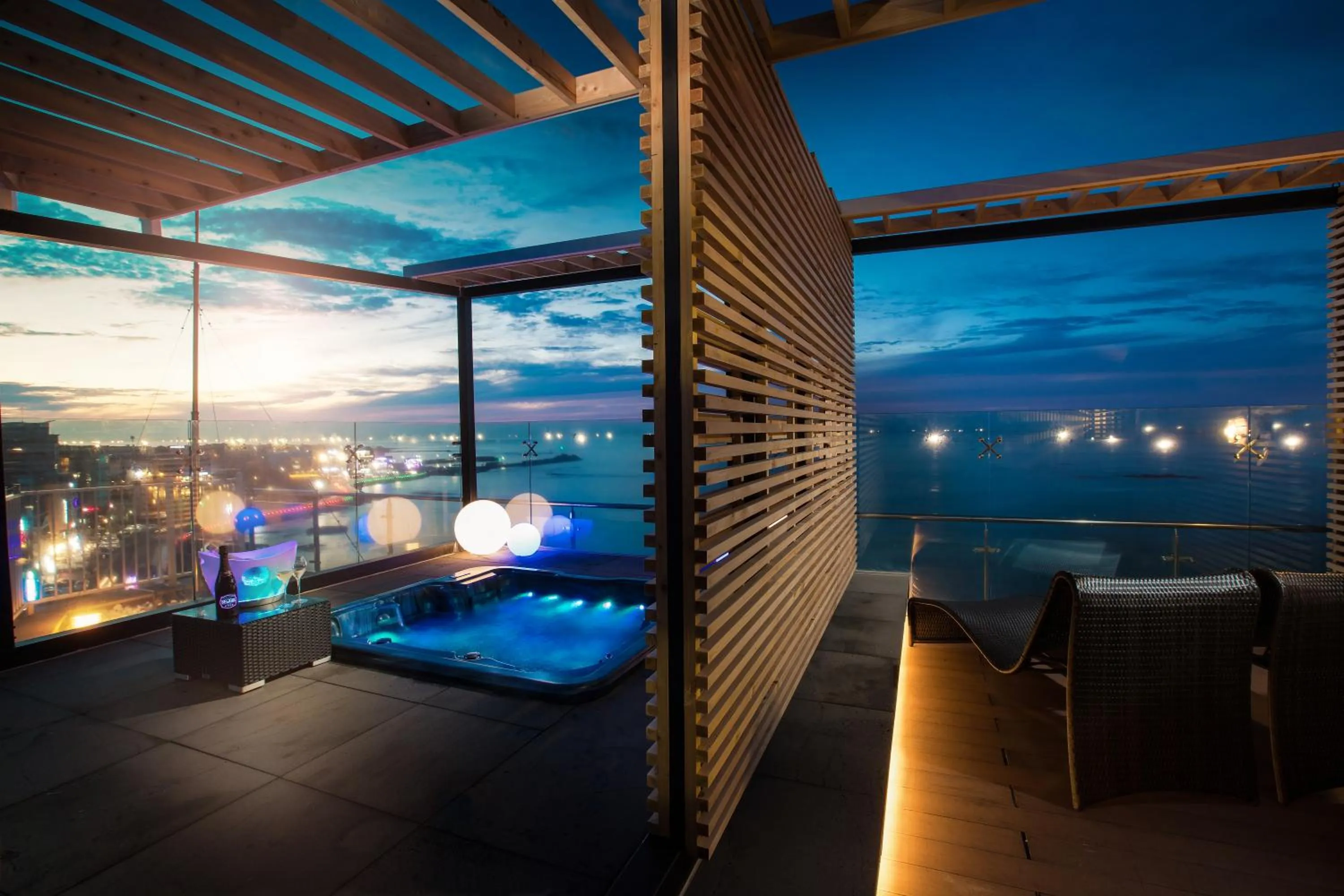 Night in Utop Ubless Hotel Jeju