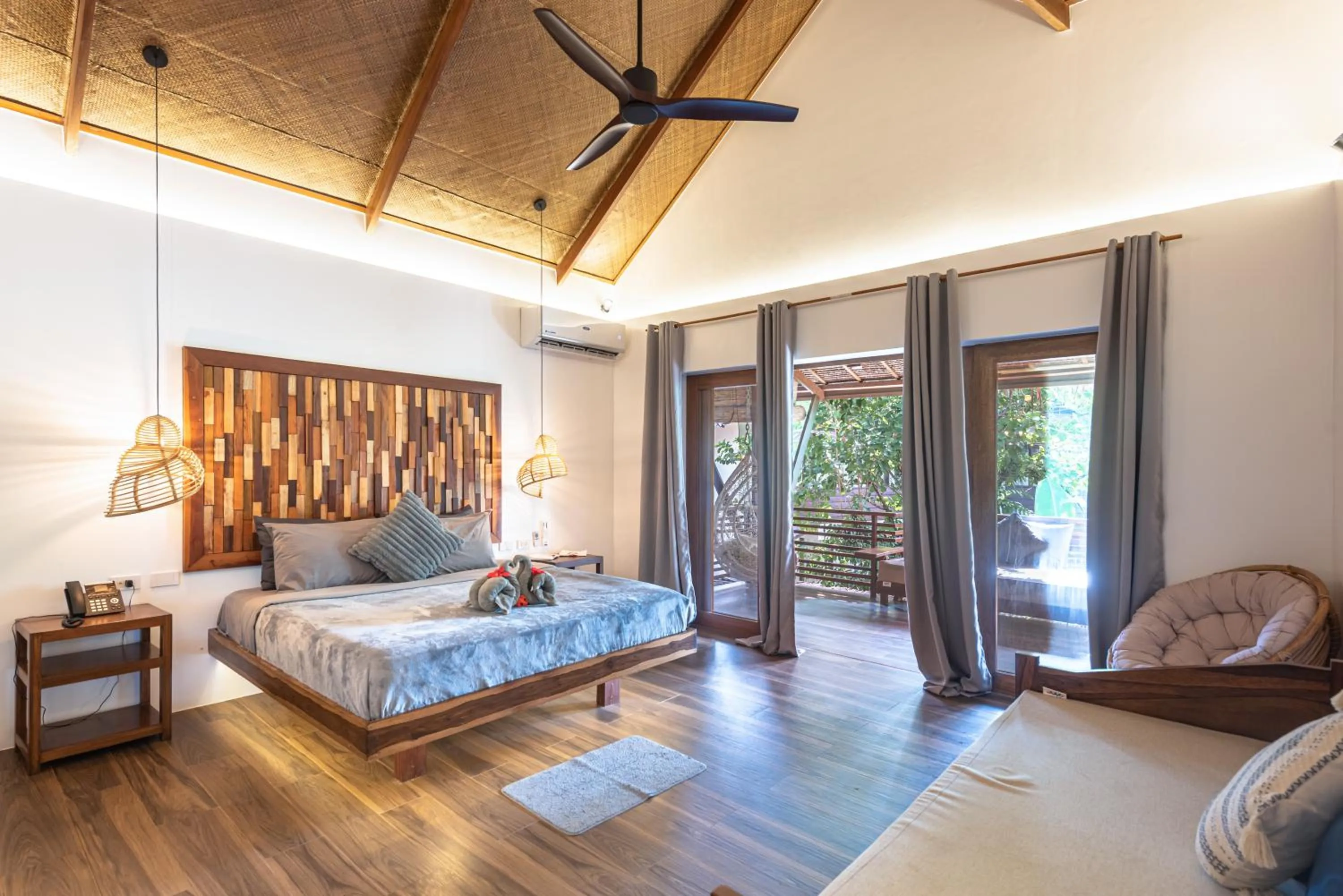 Bed in Siargao Island Villas