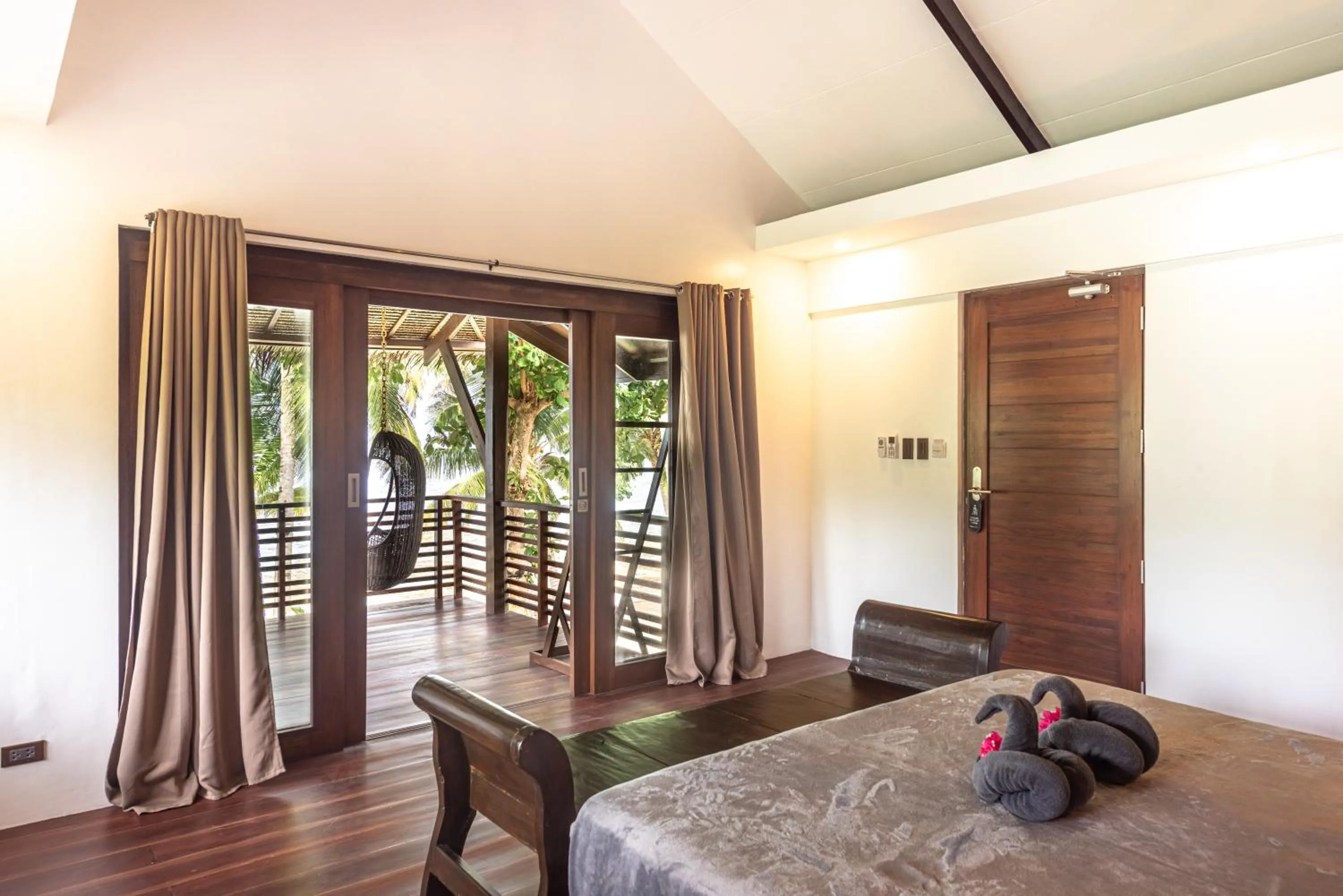 Bed in Siargao Island Villas