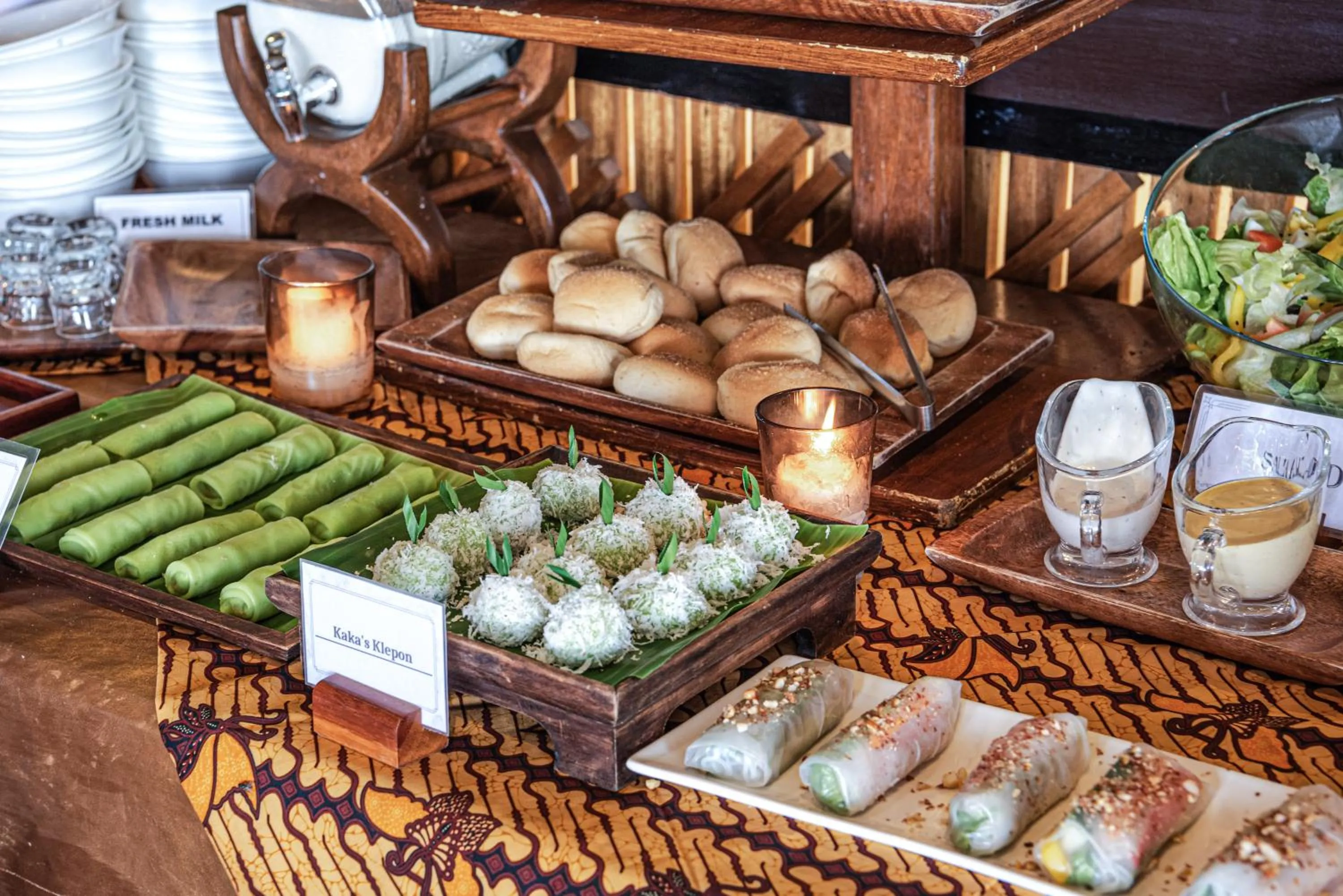 Buffet breakfast in Siargao Island Villas