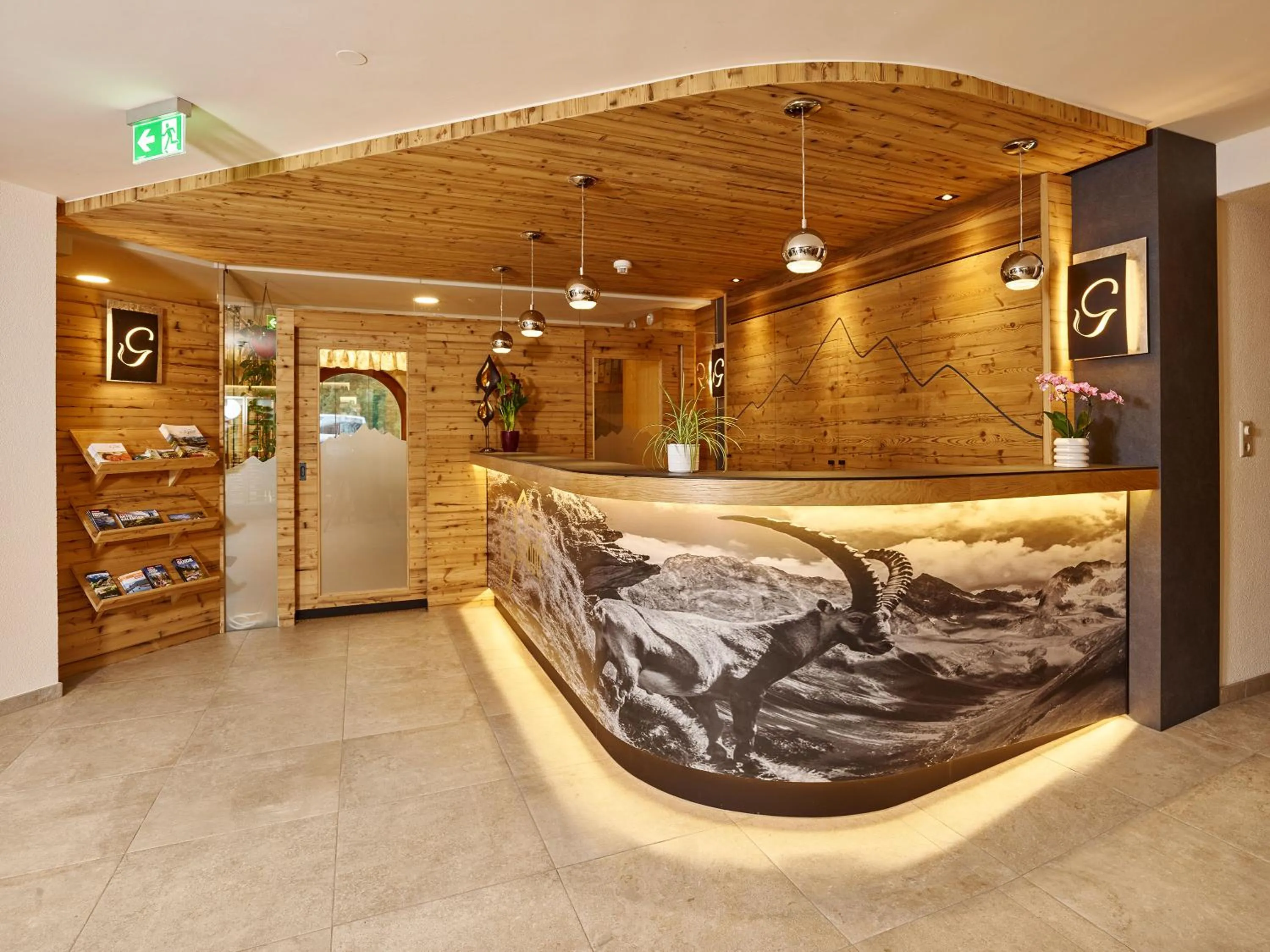 Lobby or reception in Hotel Gundolf