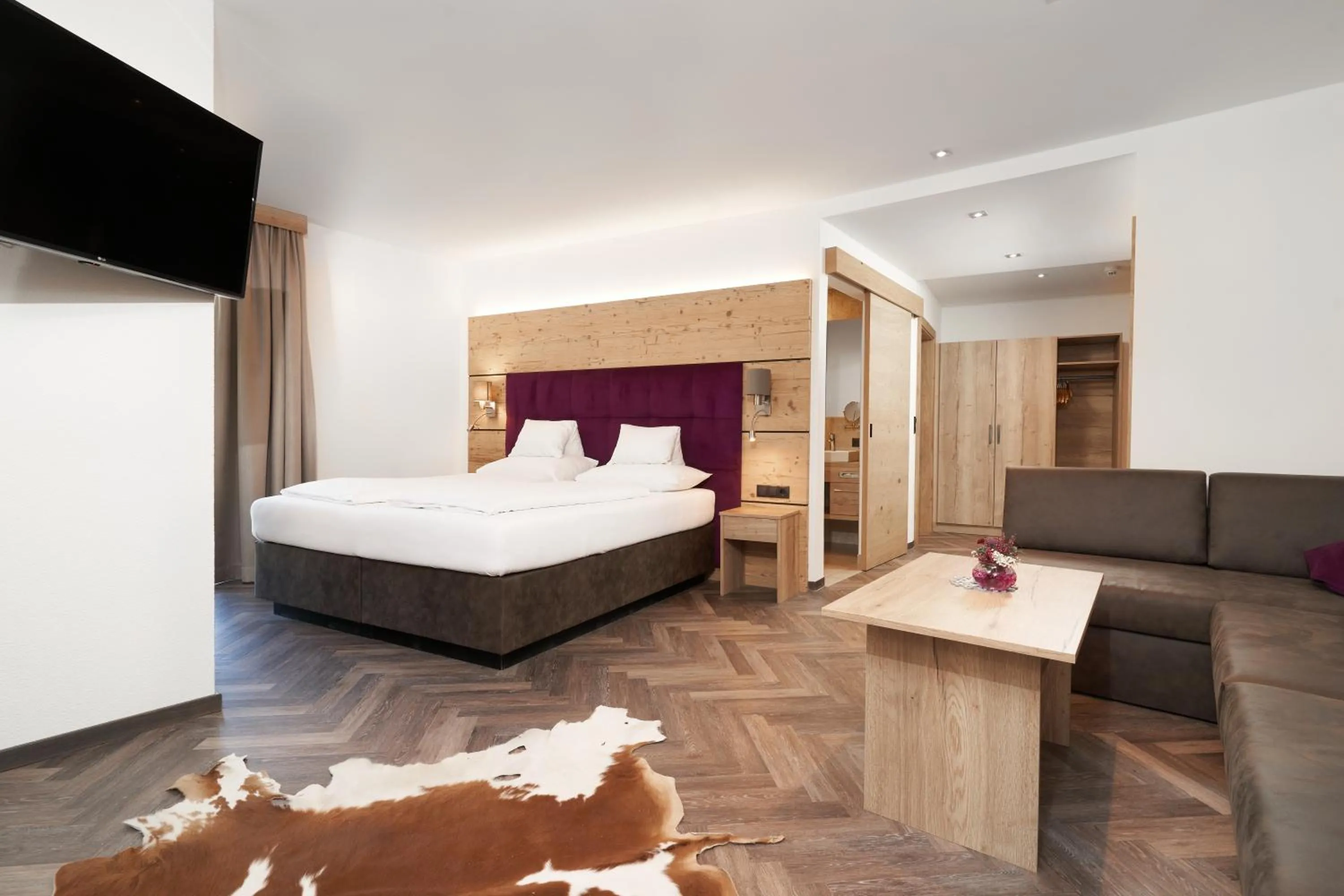 Photo of the whole room, Bed in Hotel Gundolf