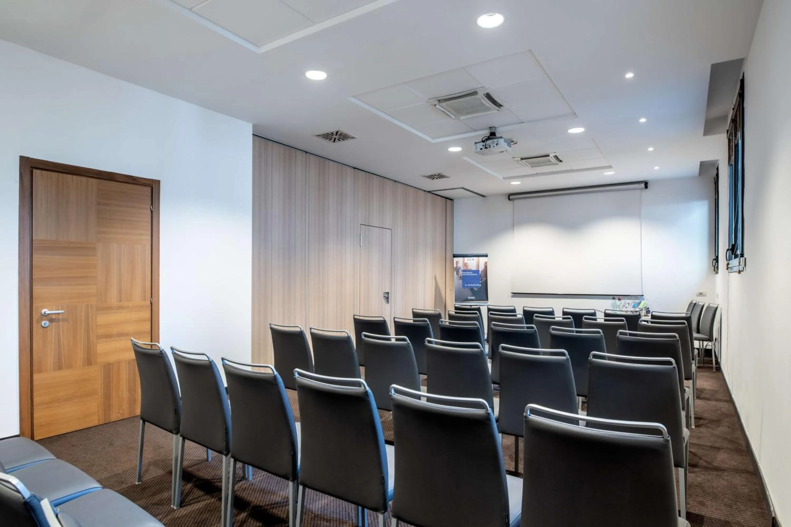 Meeting/conference room in Radisson Blu Hotel Milan