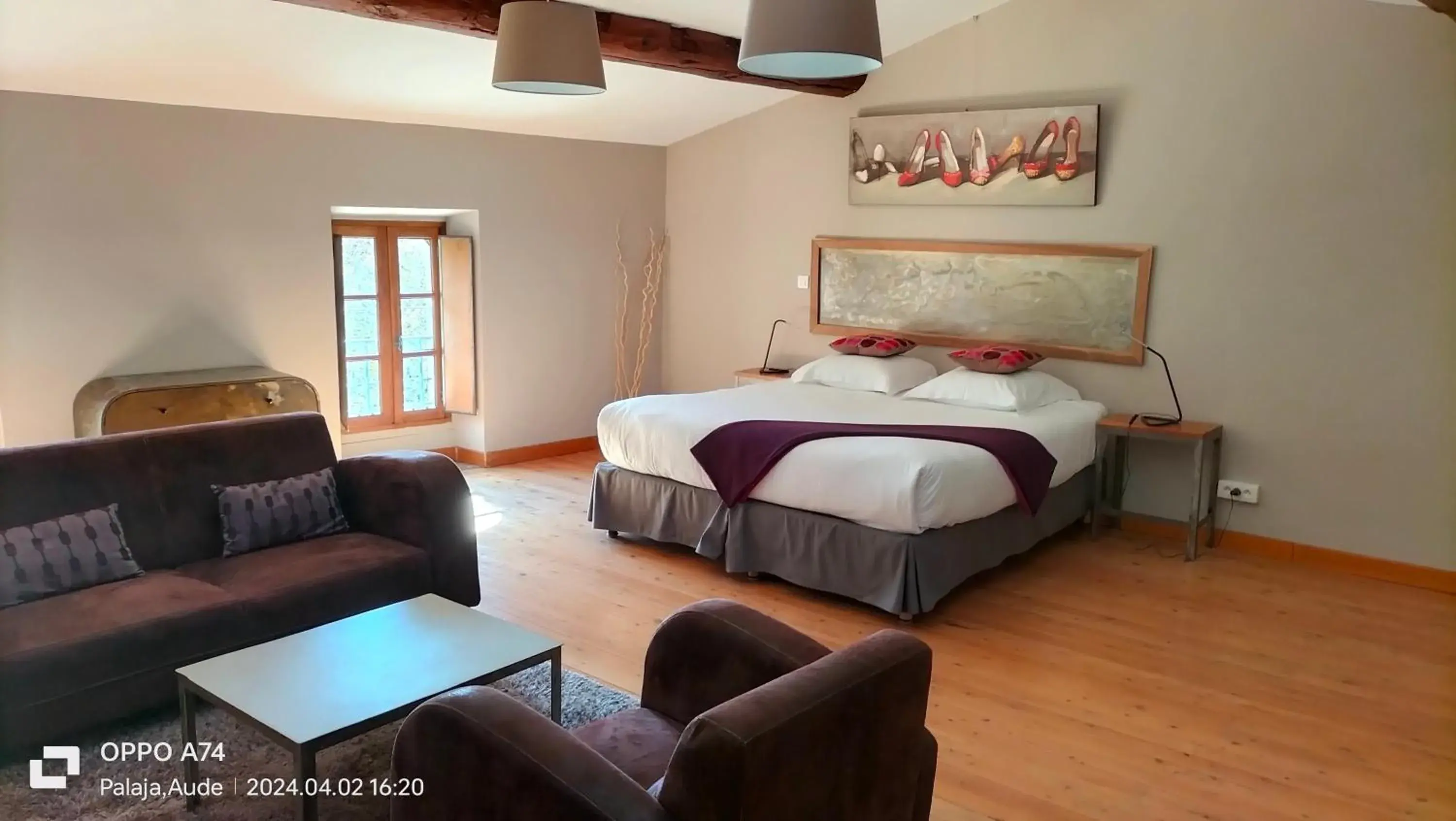 Large Double or Twin Room in Logis Hôtel Château De Palaja Large Double or Twin Room in Logis Hôtel Château De Palaja