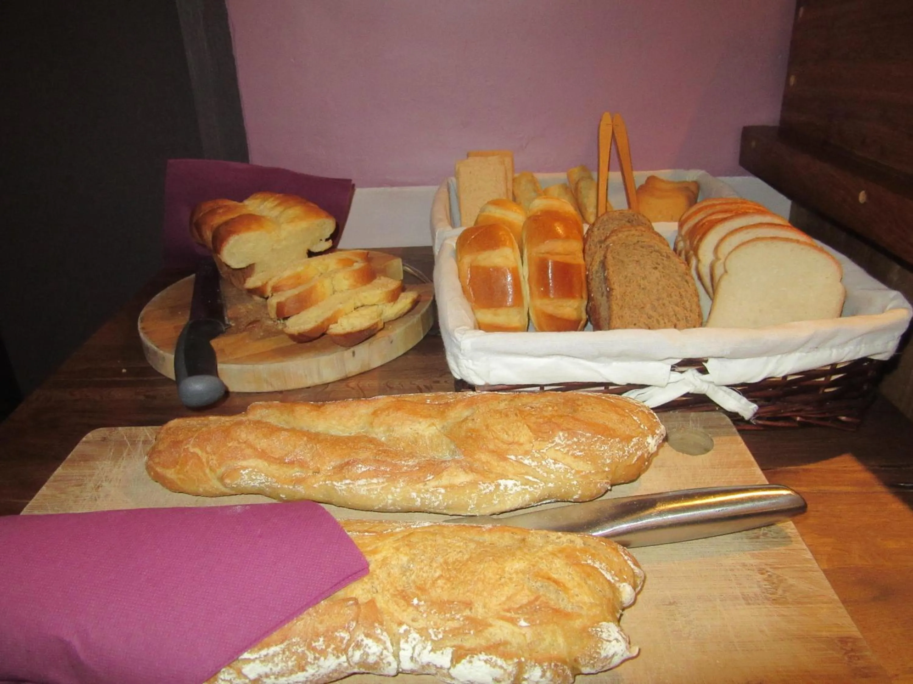 Breakfast in Logis Hôtel Château De Palaja