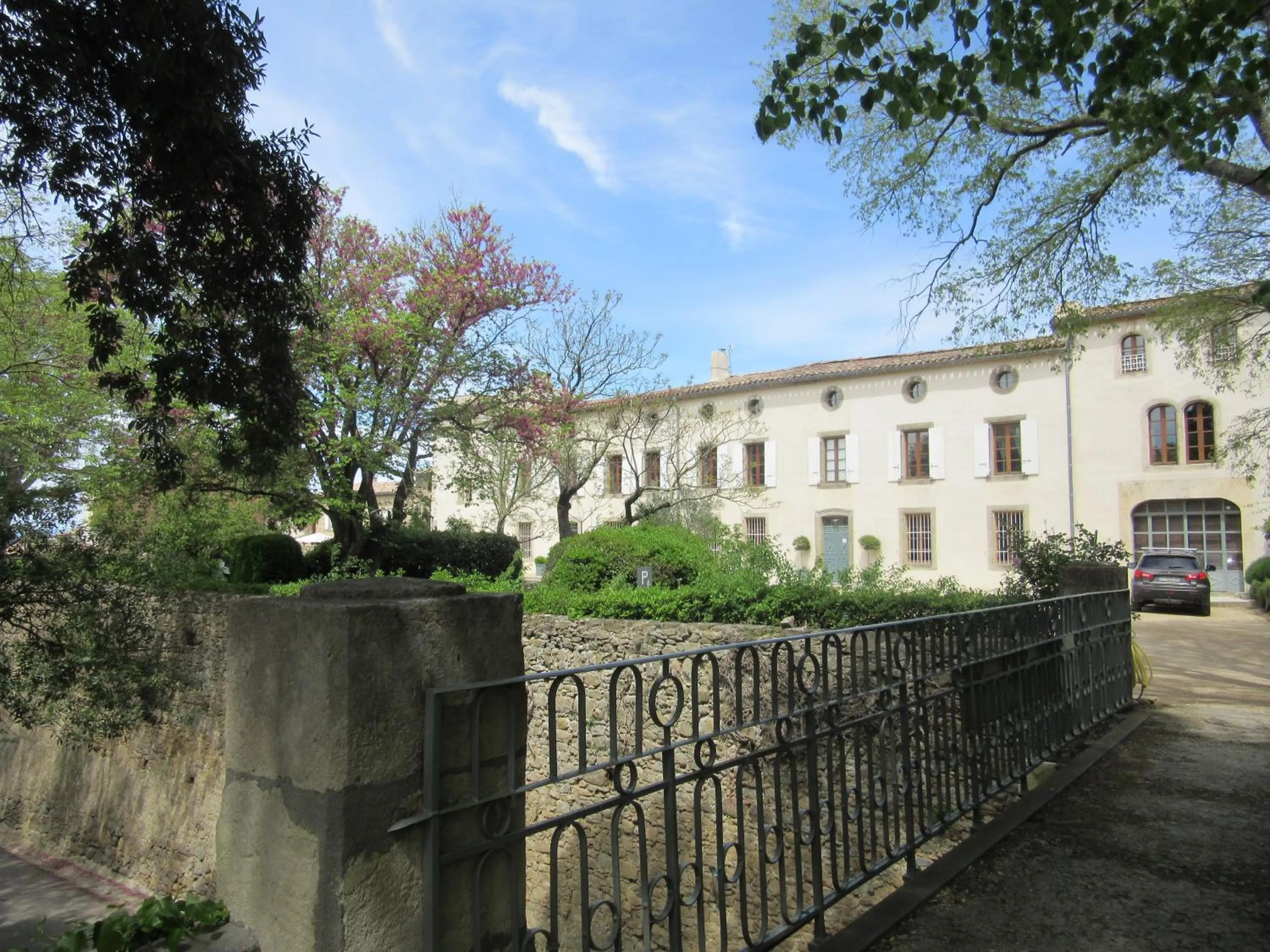 Property building in Logis Hôtel Château De Palaja