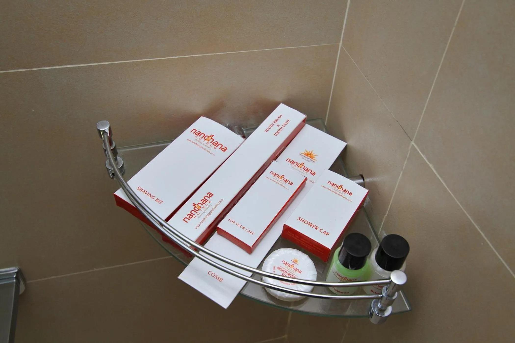 Bathroom in La Sara Regent